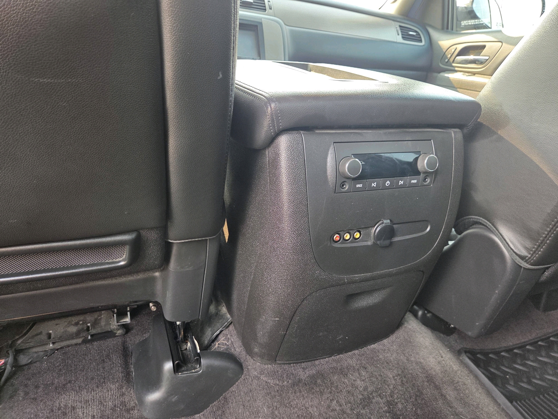 /automotionmotorsrvltd/2013-Chevrolet-Silverado1500-5866990734866269.jpg