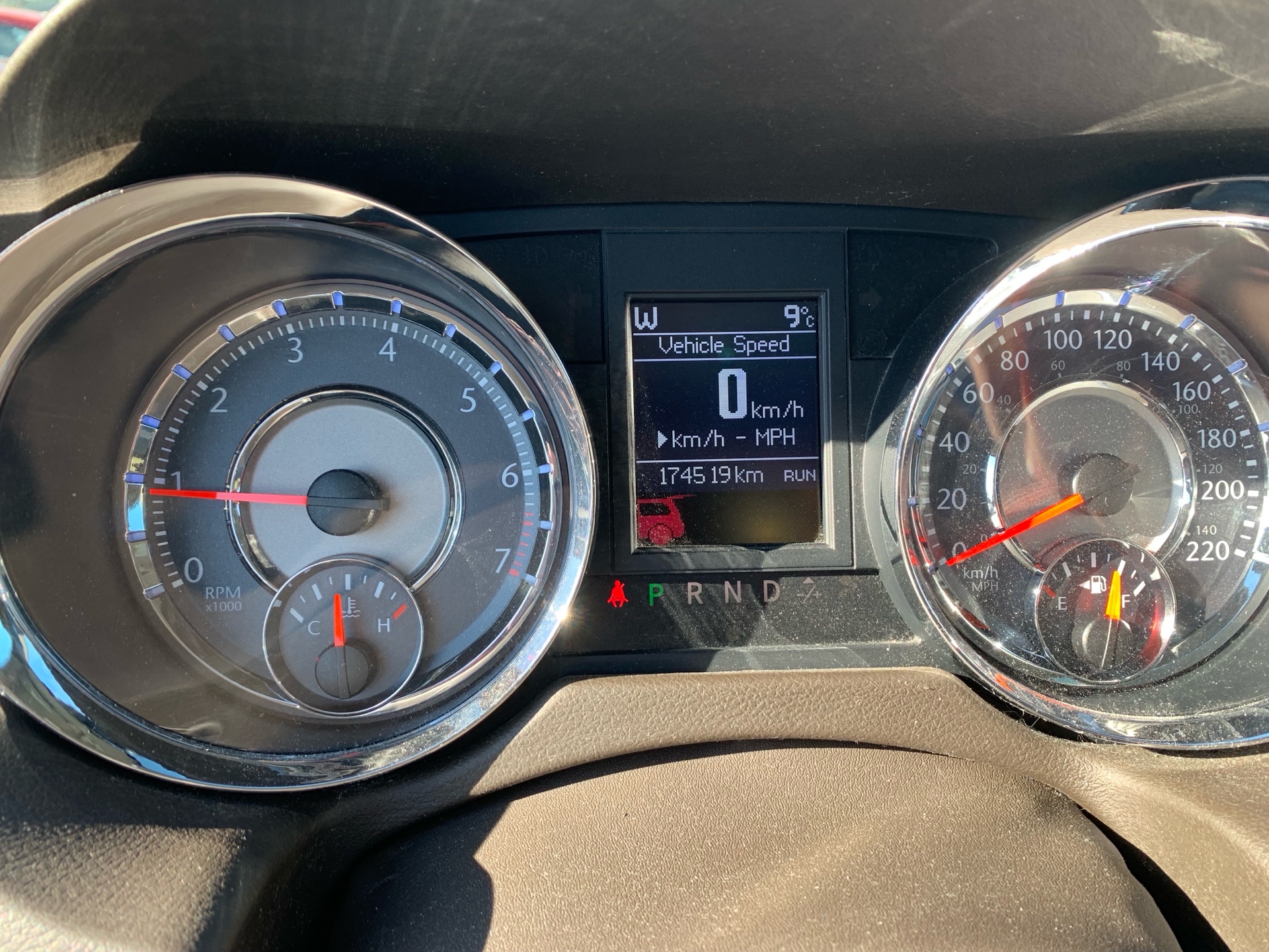 /automotionmotorsrvltd/2013-Chrysler-Town&-13509251437368652.jpg