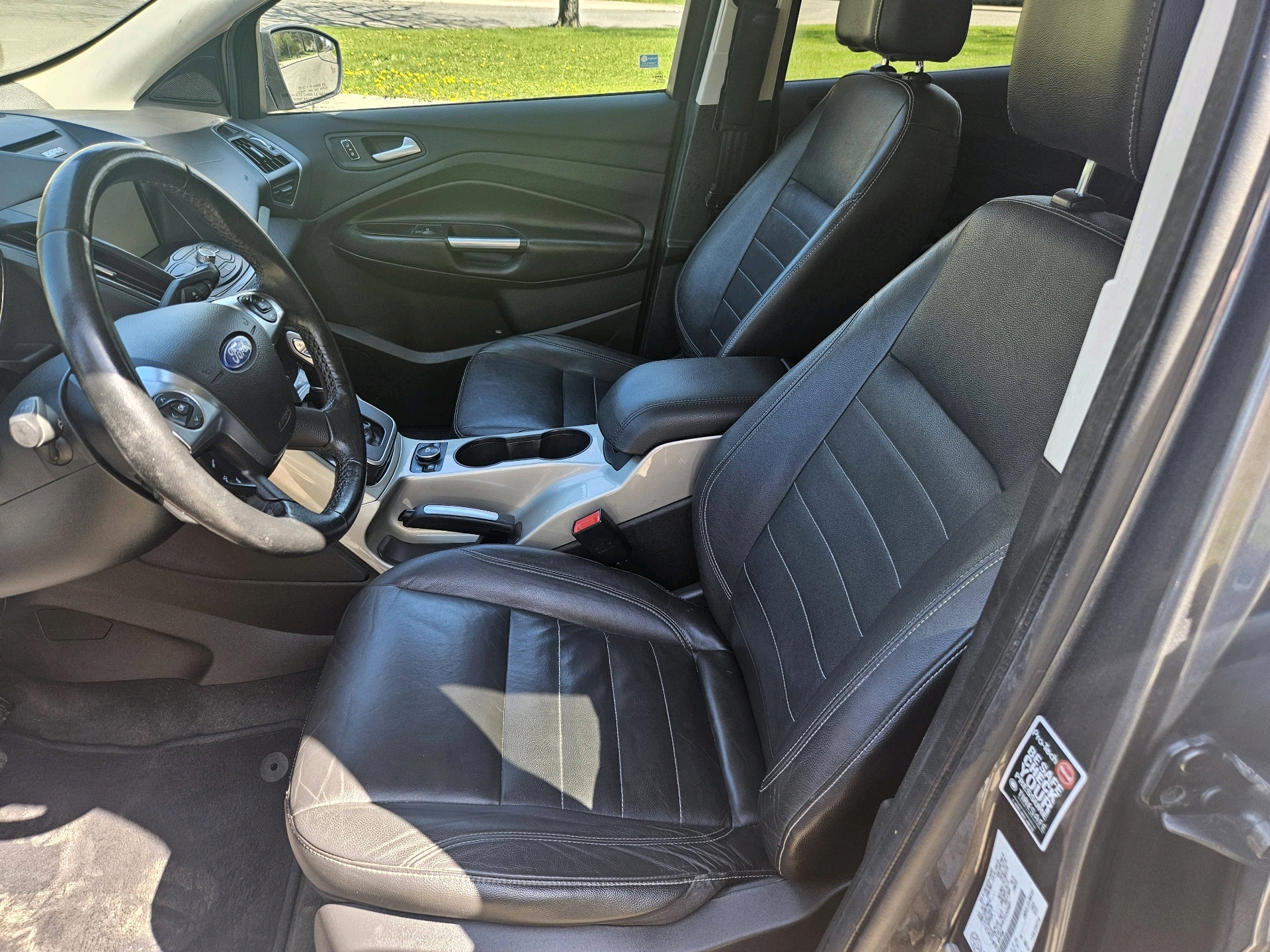 /automotionmotorsrvltd/2013-Ford-Escape-406532975785042.jpg