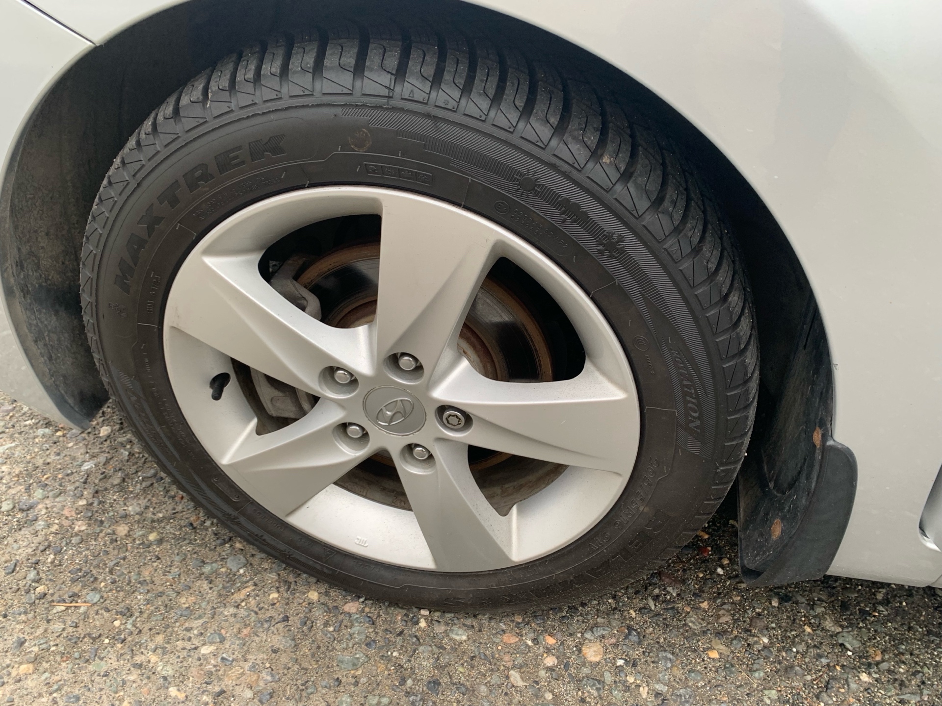 /automotionmotorsrvltd/2013-Hyundai-Elantra-282380449488393.jpg