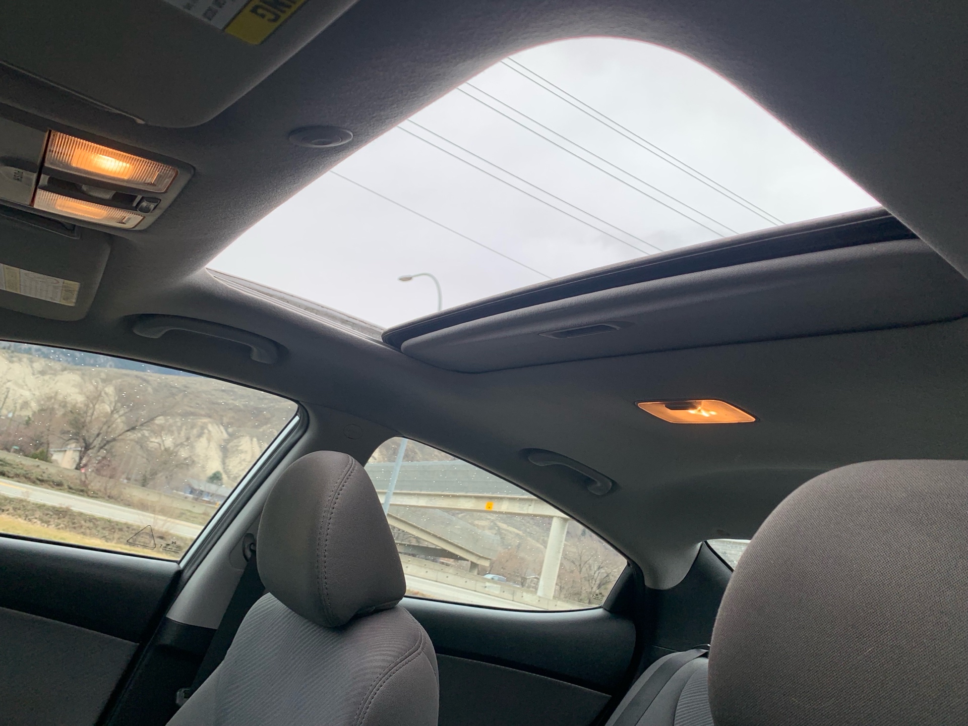 /automotionmotorsrvltd/2013-Hyundai-Elantra-3963894340082108.jpg