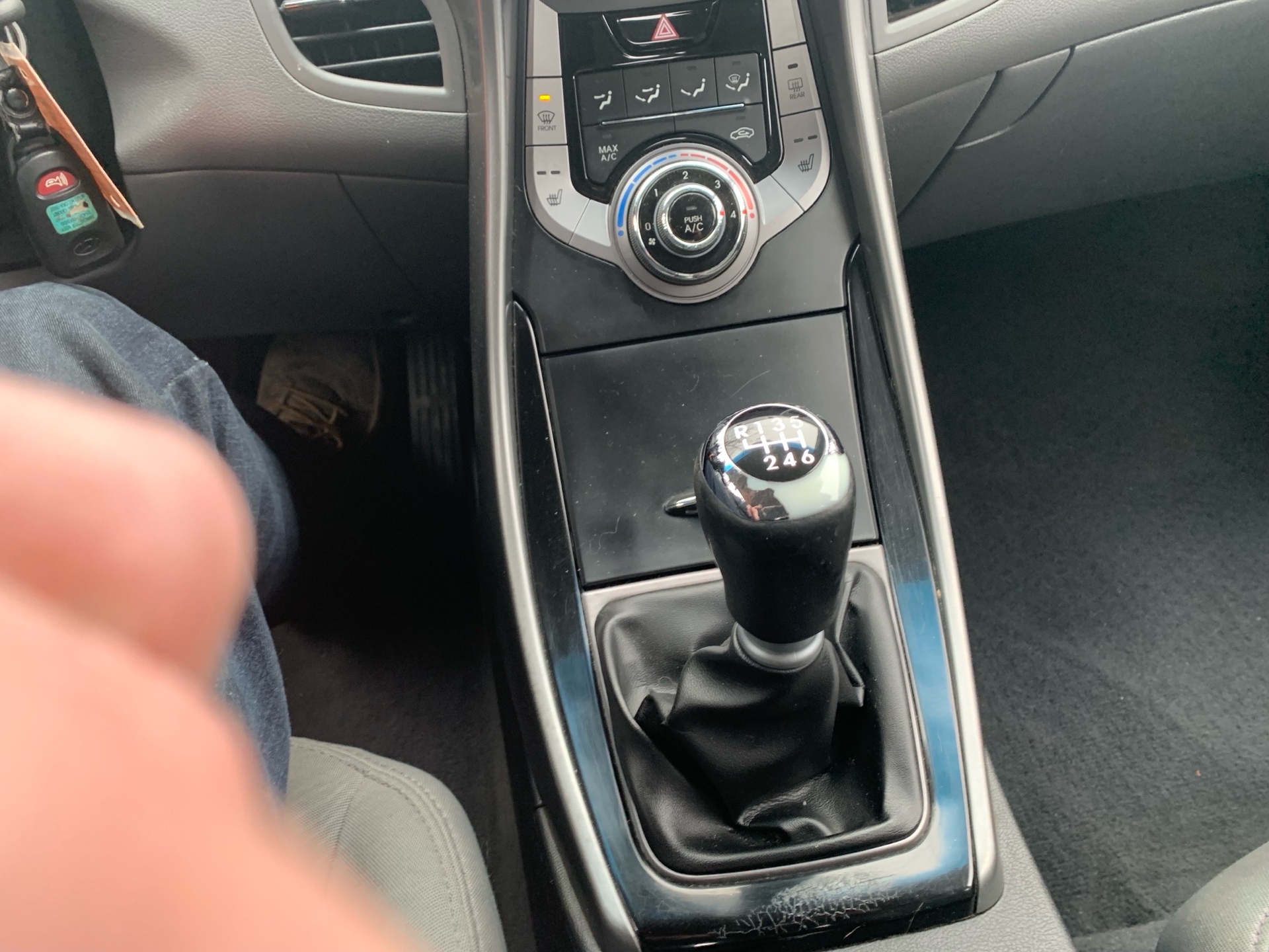 /automotionmotorsrvltd/2013-Hyundai-Elantra-6408075148773484.jpg