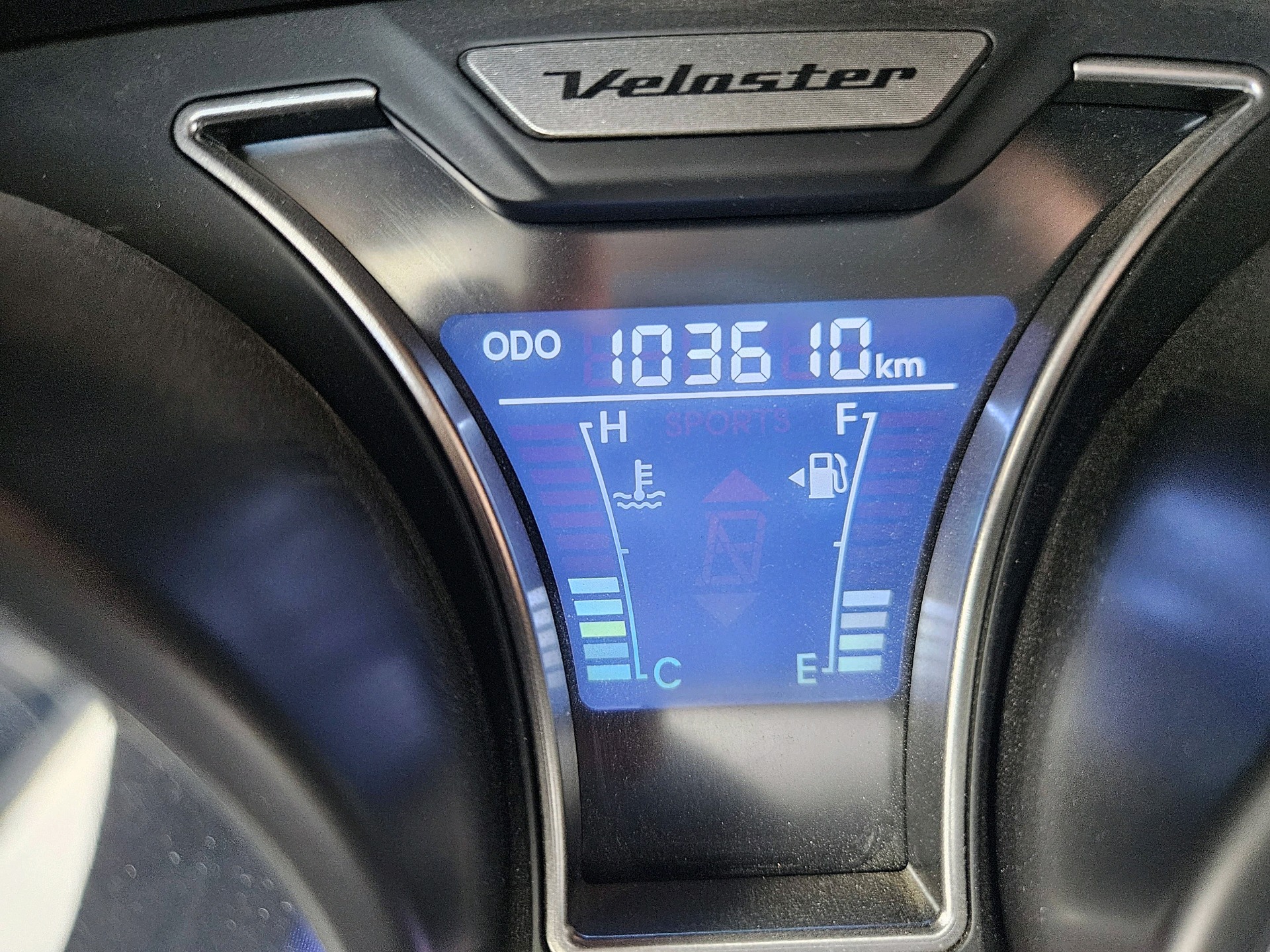 /automotionmotorsrvltd/2013-Hyundai-Veloster-5334968836367535.jpg