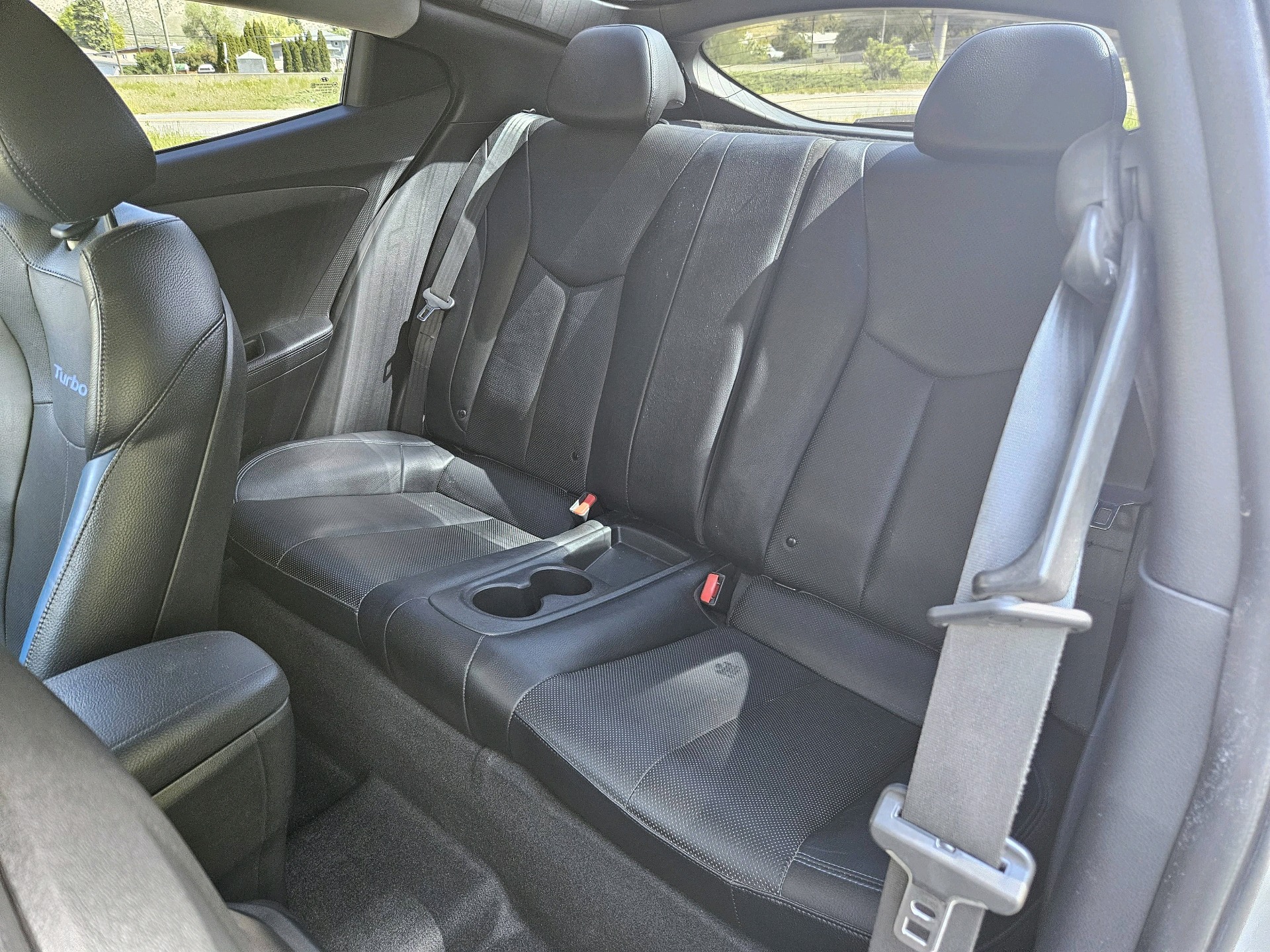 /automotionmotorsrvltd/2013-Hyundai-Veloster-7707414457820909.jpg