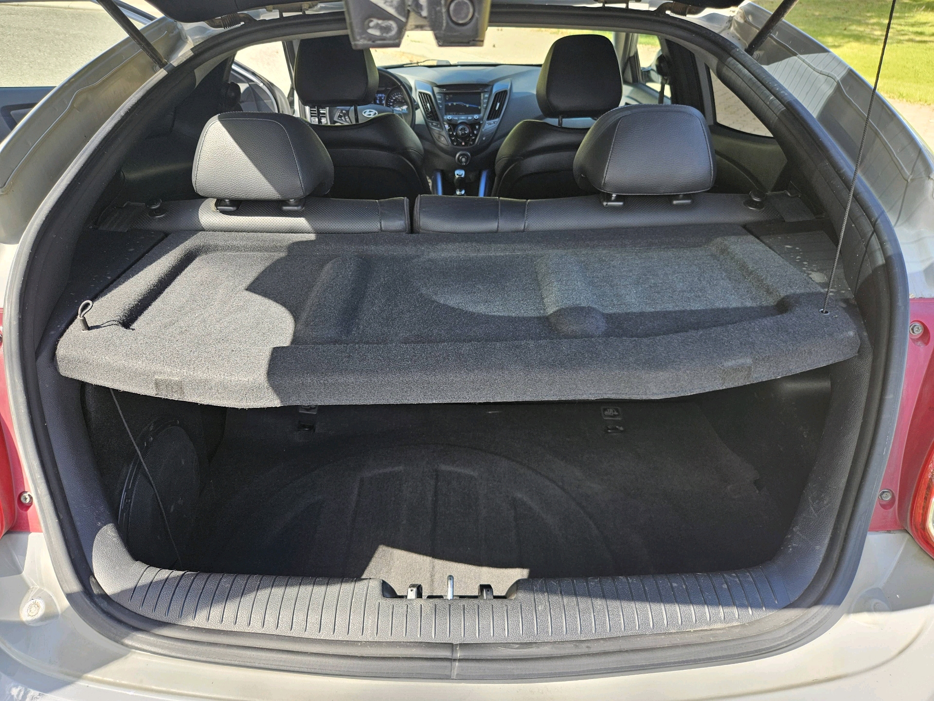 /automotionmotorsrvltd/2013-Hyundai-Veloster-7938730839059347.jpg