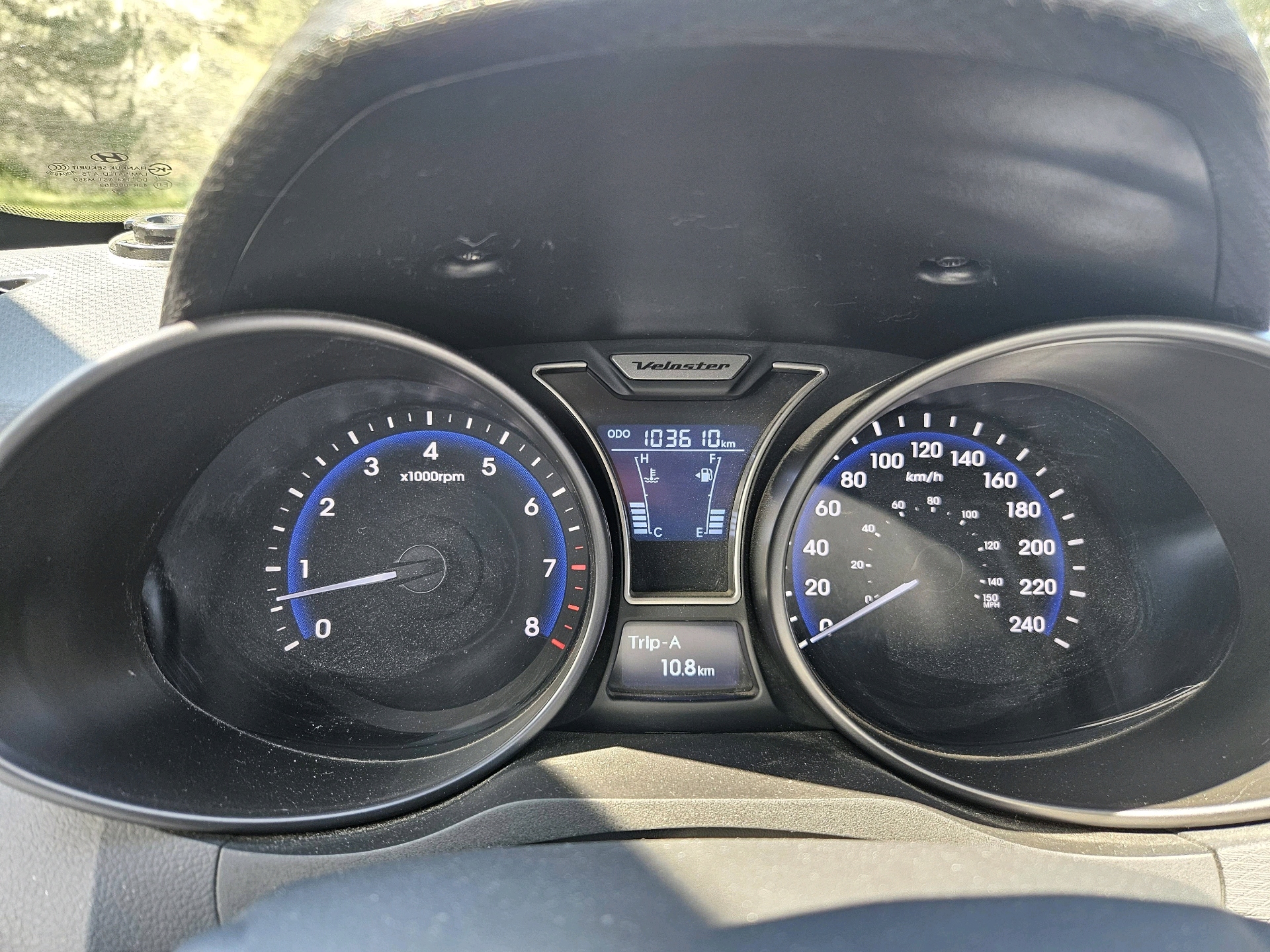 /automotionmotorsrvltd/2013-Hyundai-Veloster-7956654682982667.jpg