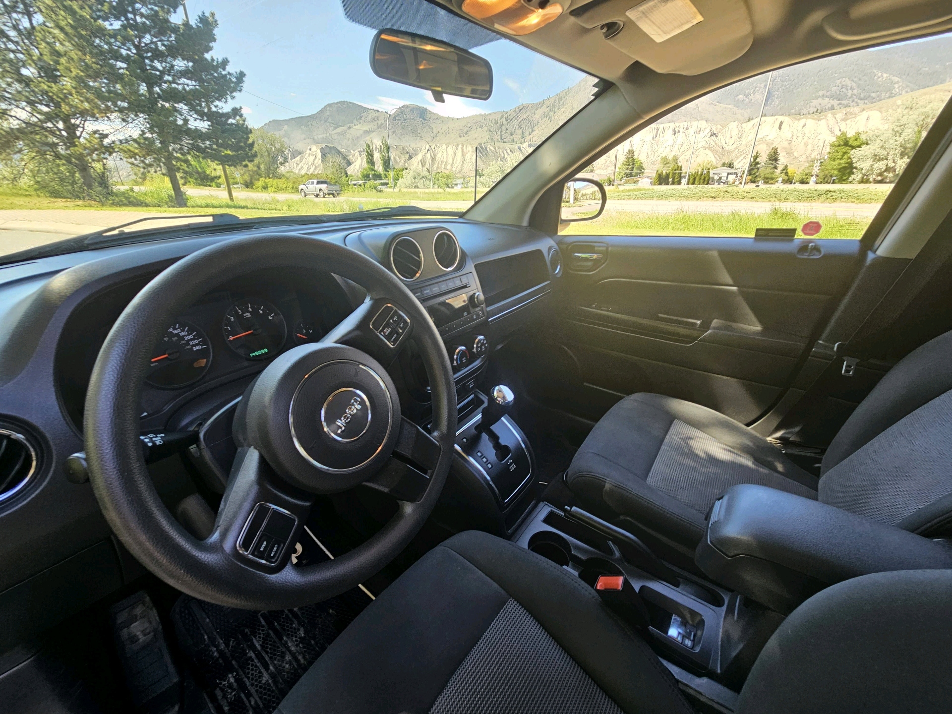 /automotionmotorsrvltd/2013-Jeep-Compass-19140051959979654.jpg