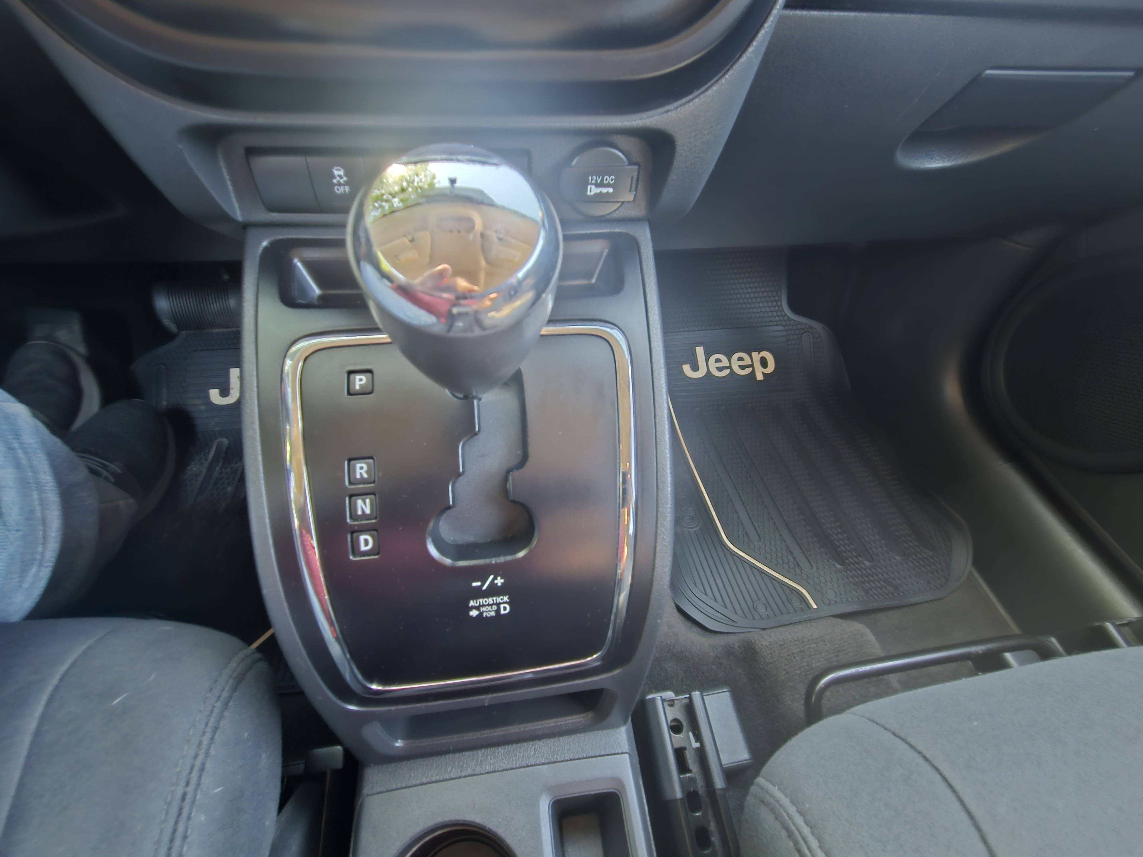 /automotionmotorsrvltd/2013-Jeep-Compass-5741030419372568.jpg