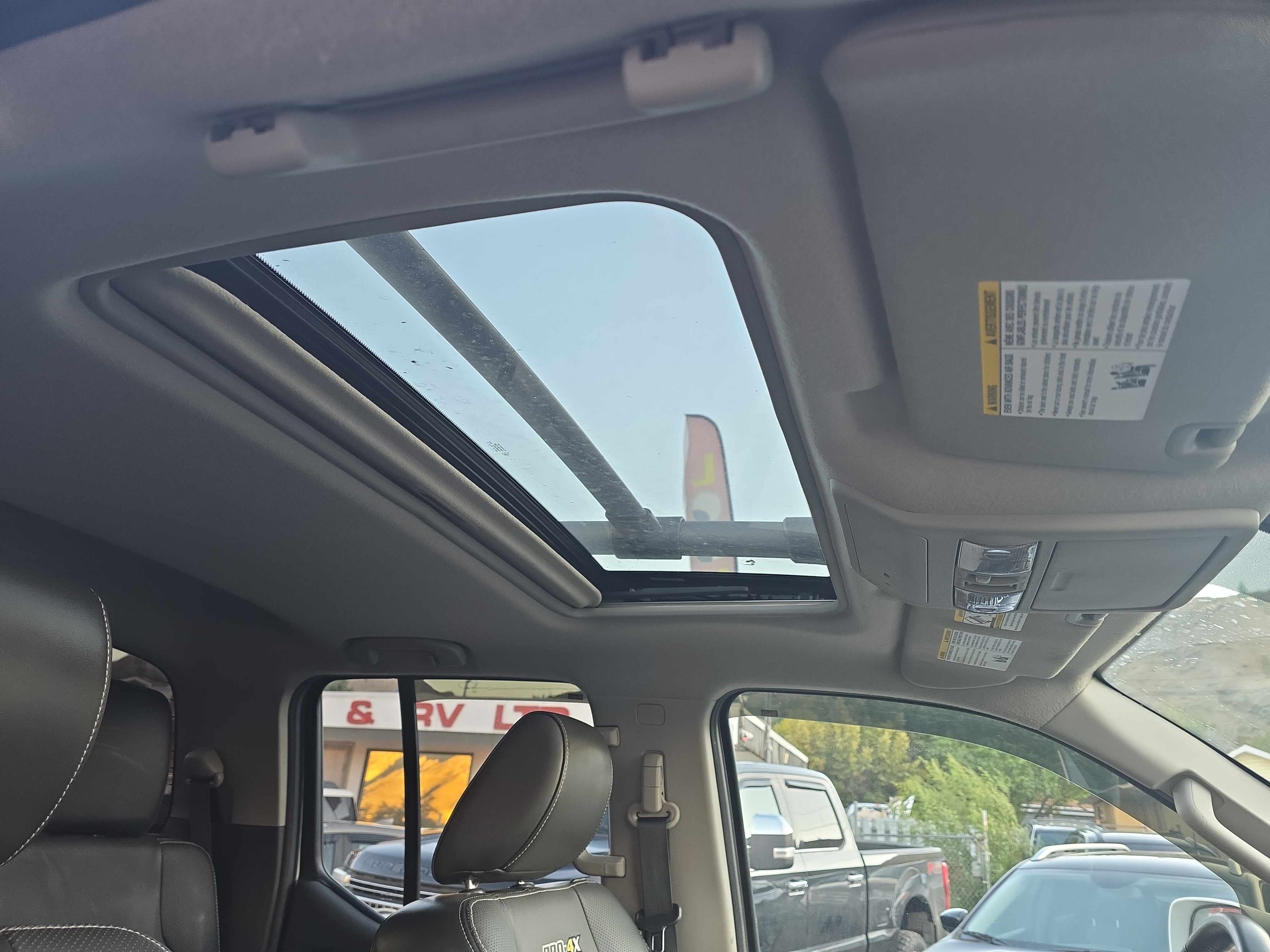 /automotionmotorsrvltd/2013-Nissan-Frontier-09050558559143851.jpg