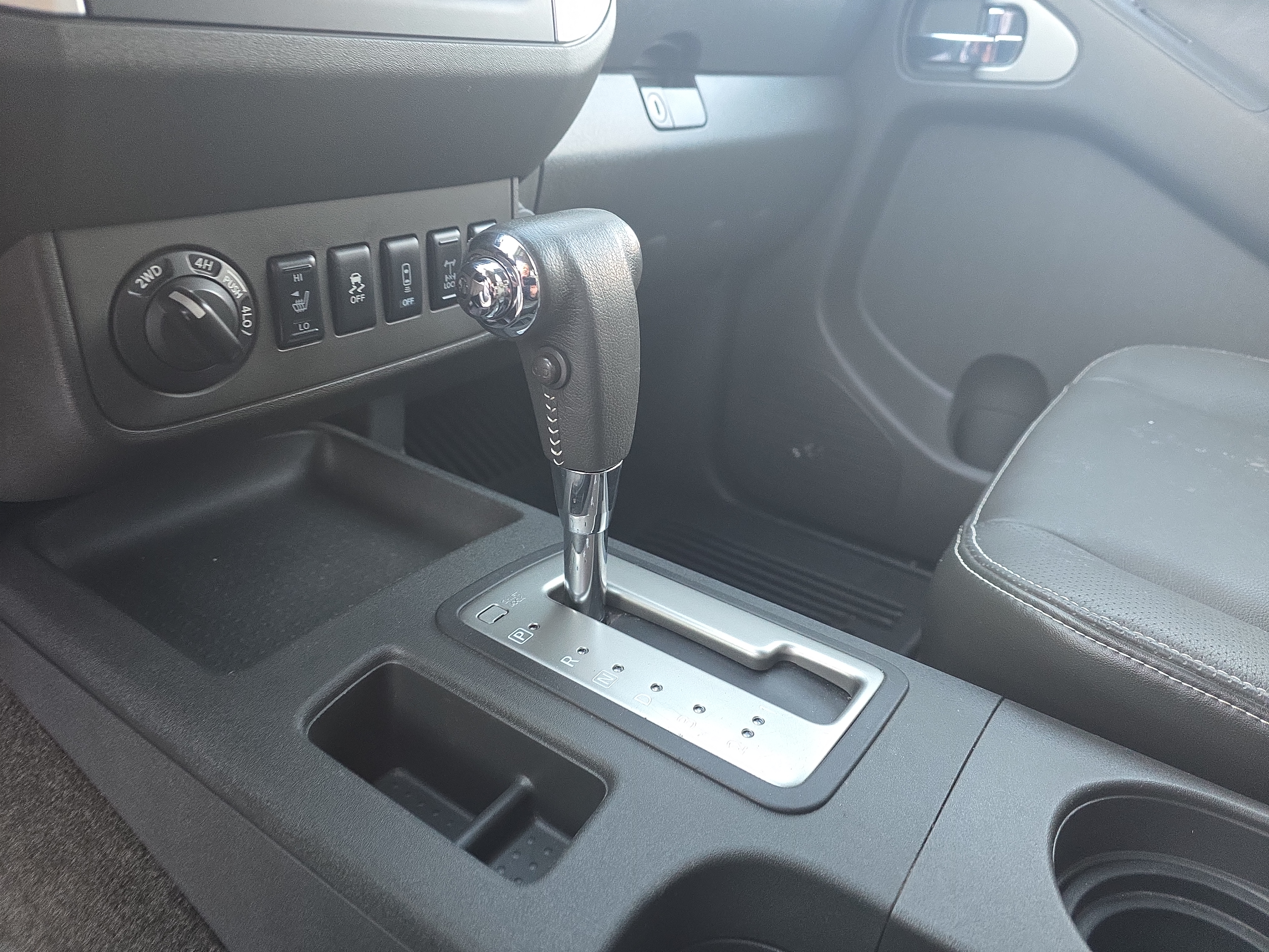 /automotionmotorsrvltd/2013-Nissan-Frontier-18979492683646848.jpg