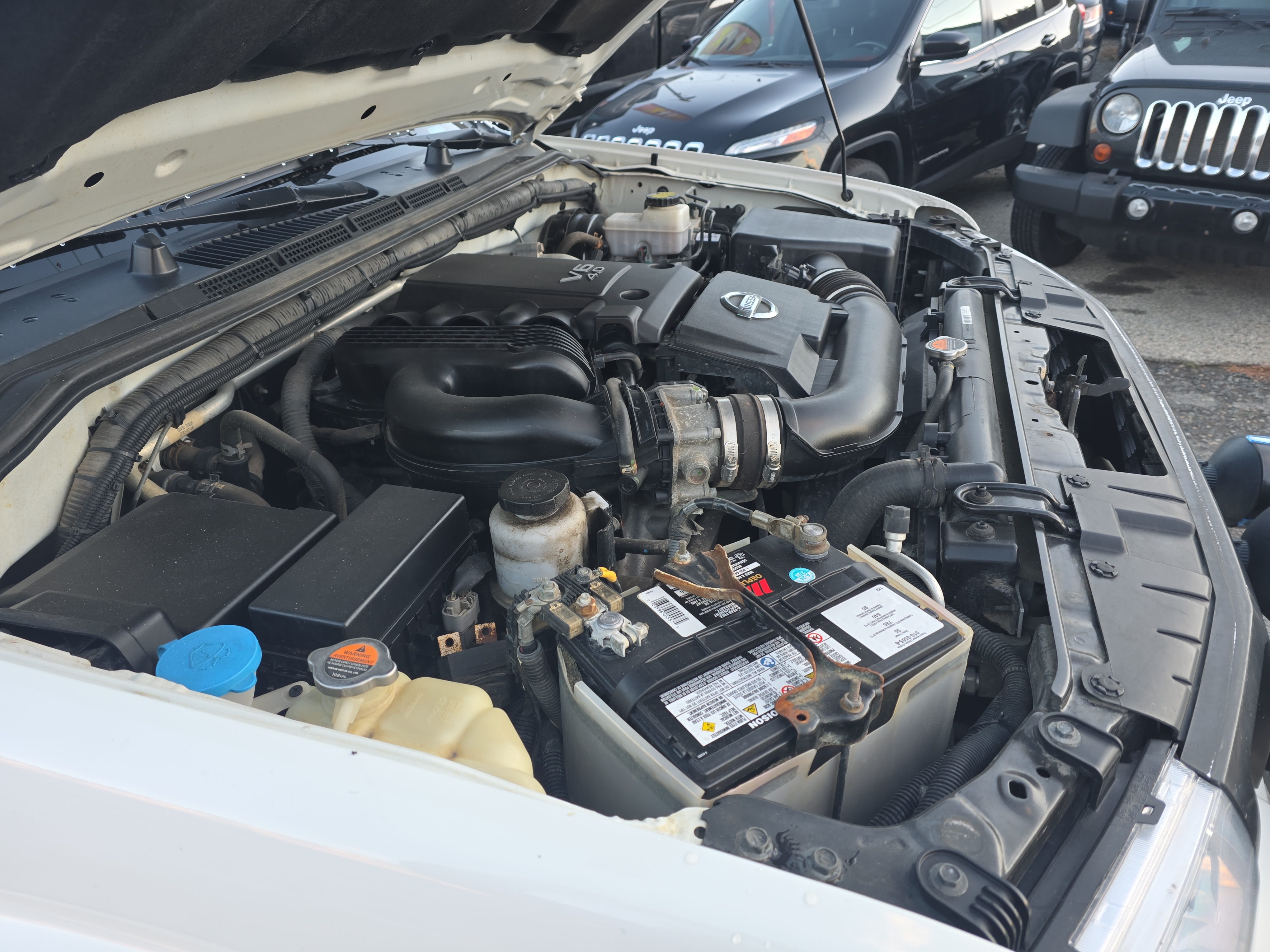 /automotionmotorsrvltd/2013-Nissan-Frontier-3830228639496682.jpg