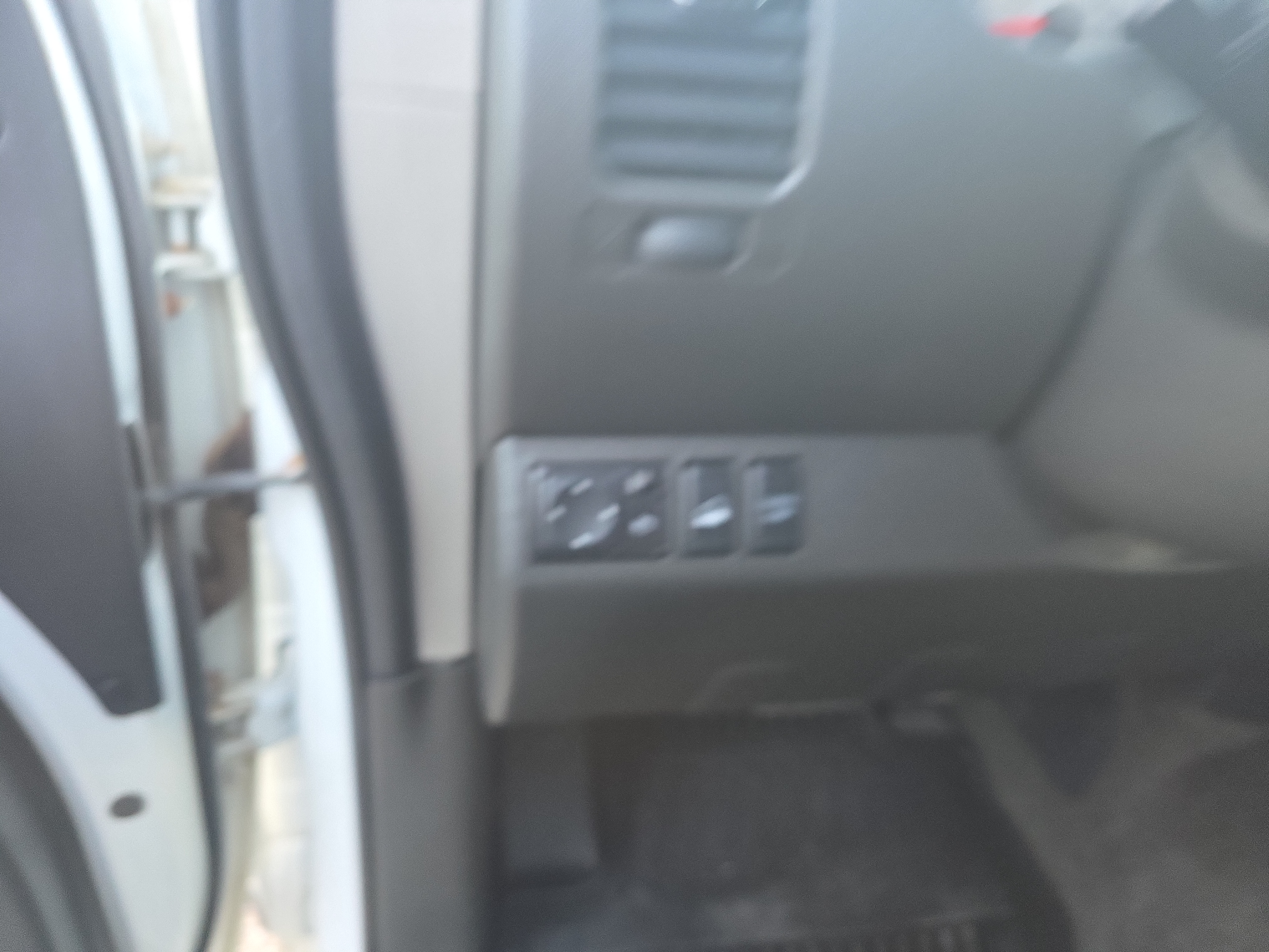 /automotionmotorsrvltd/2013-Nissan-Frontier-8650315743284813.jpg