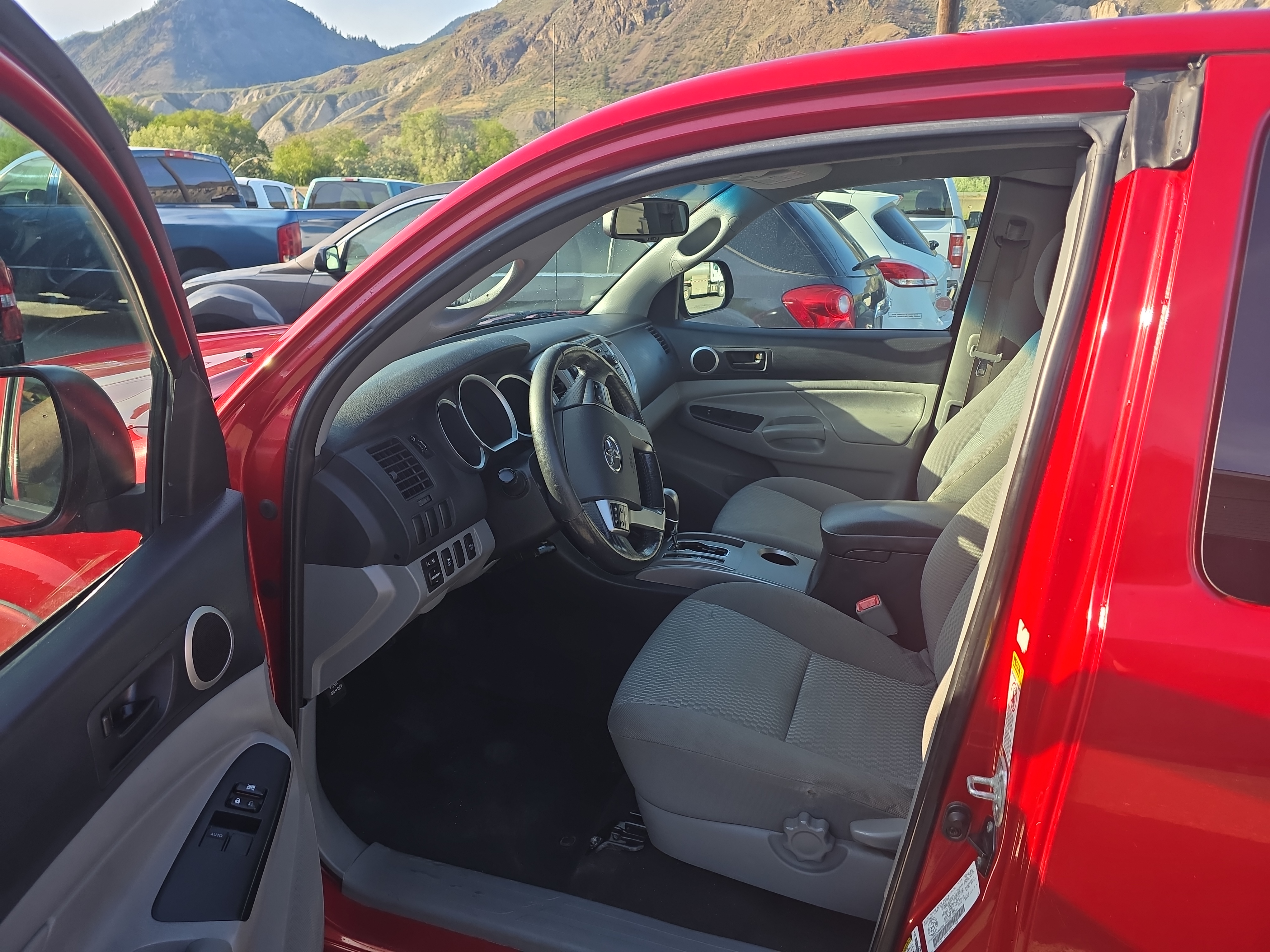 /automotionmotorsrvltd/2013-Toyota-Tacoma-7962976592852247.jpg
