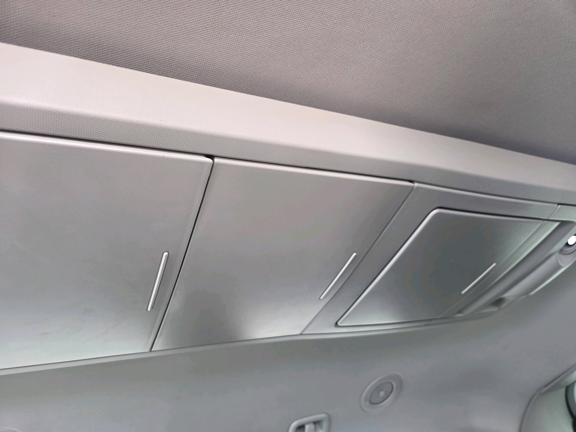 /automotionmotorsrvltd/2014-Chrysler-Town&-0628348799208851.jpg