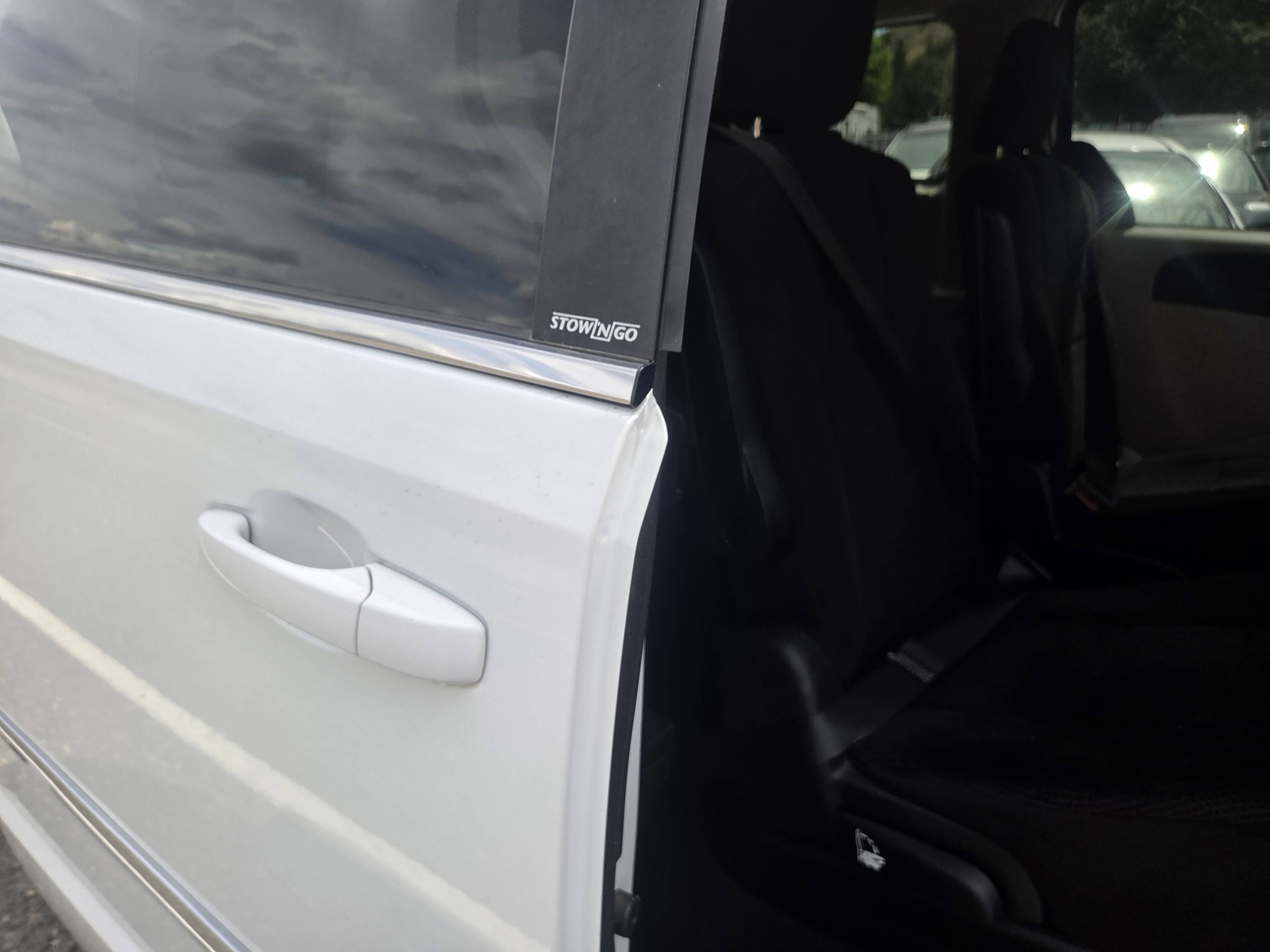 /automotionmotorsrvltd/2014-Chrysler-Town&-15643829878467086.jpg