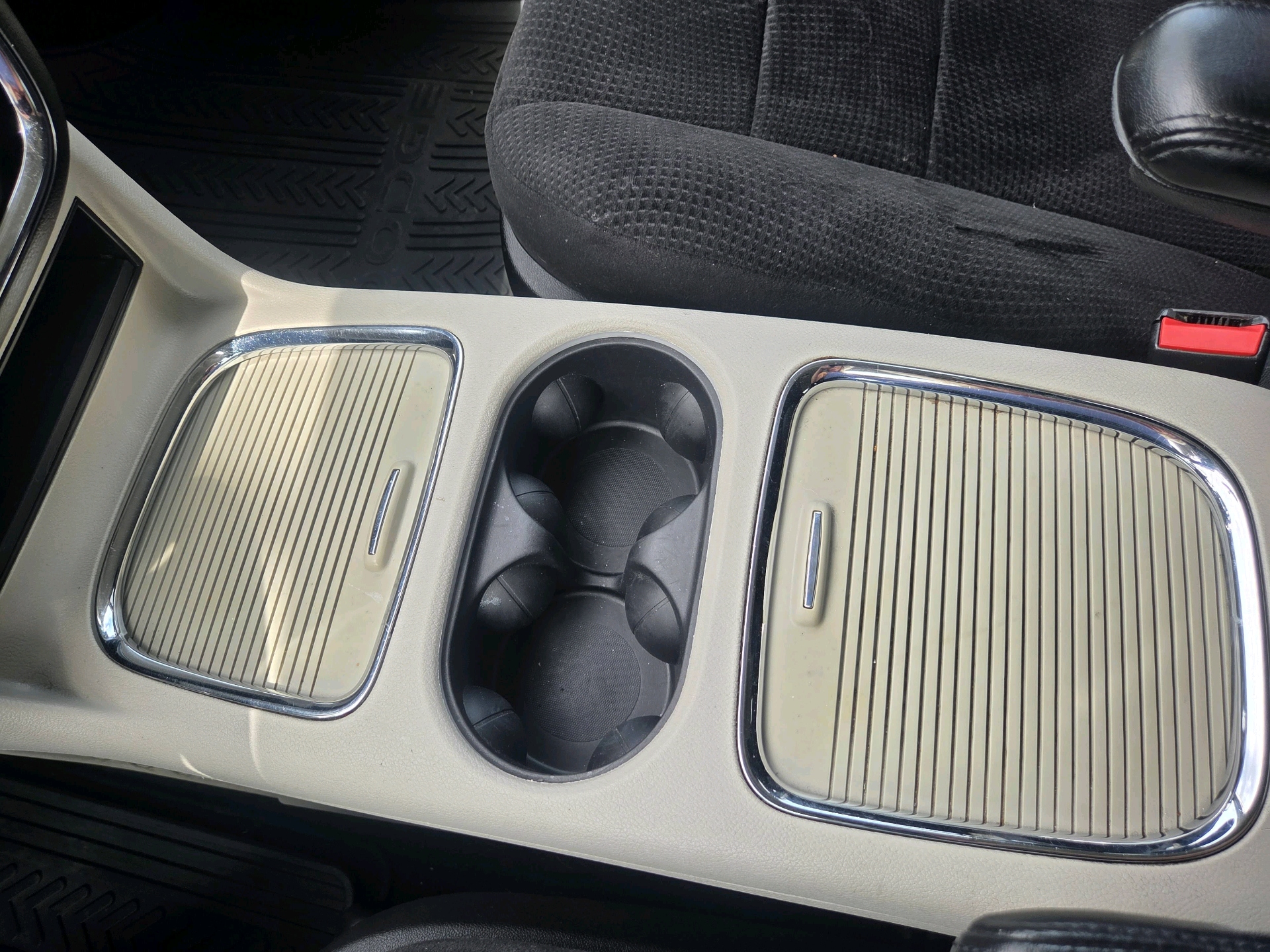 /automotionmotorsrvltd/2014-Chrysler-Town&-2513626823408204.jpg