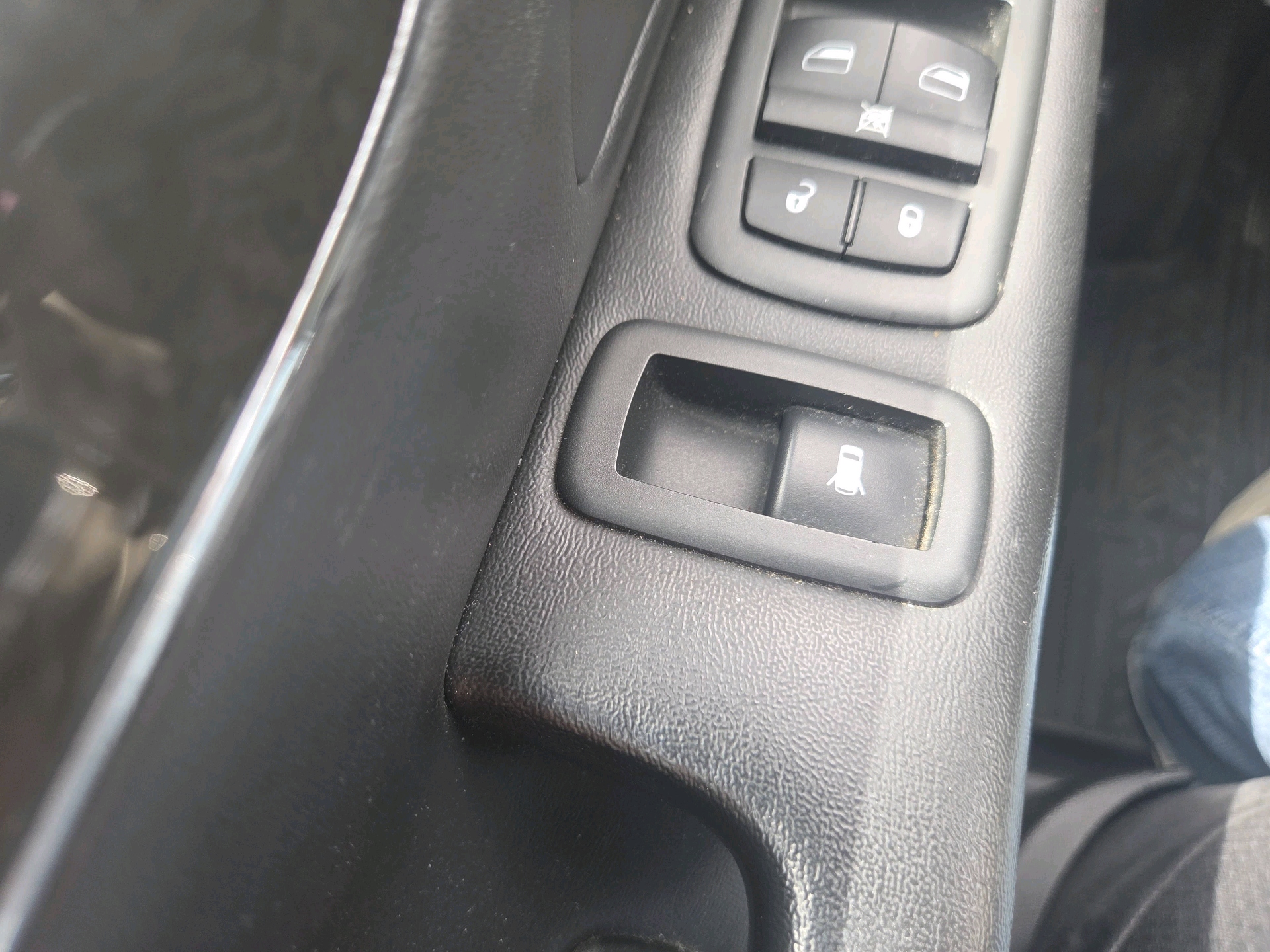 /automotionmotorsrvltd/2014-Chrysler-Town&-8674949201513675.jpg