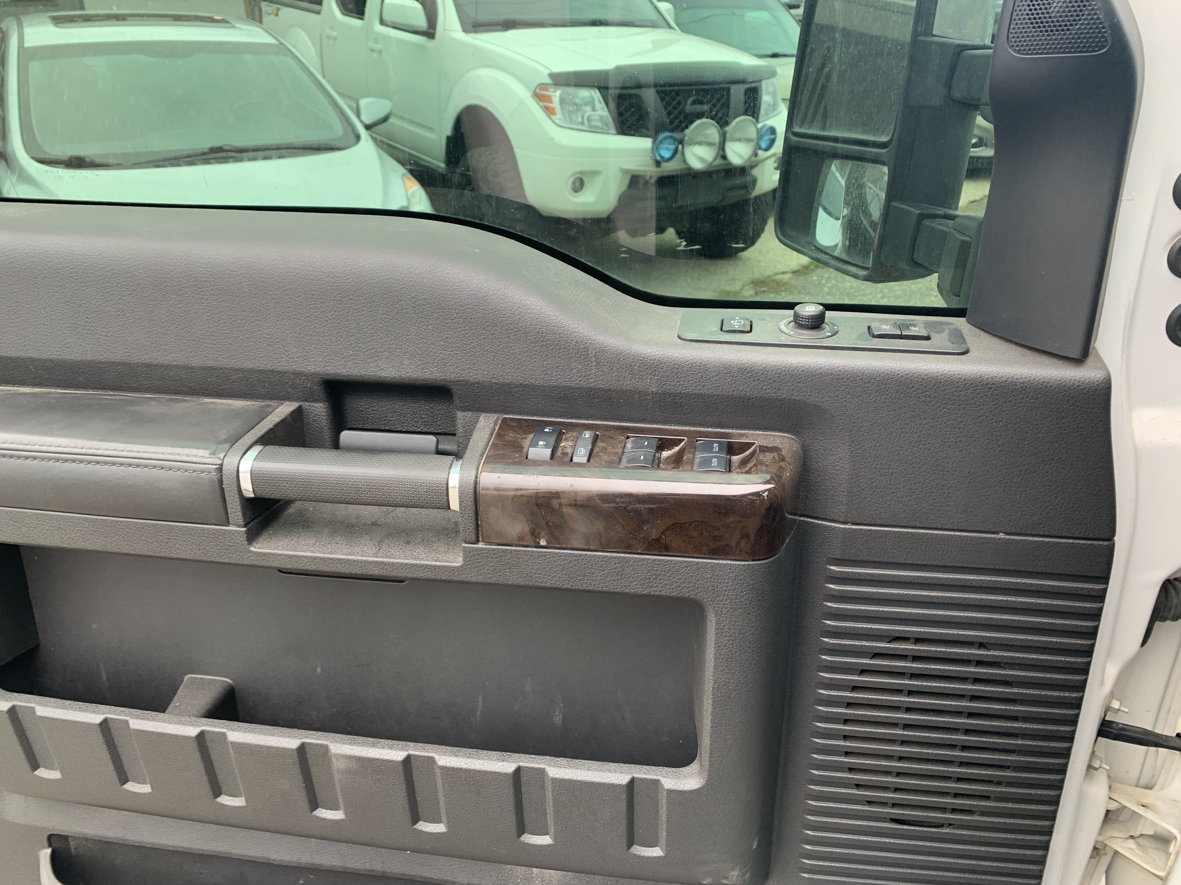 /automotionmotorsrvltd/2014-Ford-SuperDuty-09727444136068941.jpg