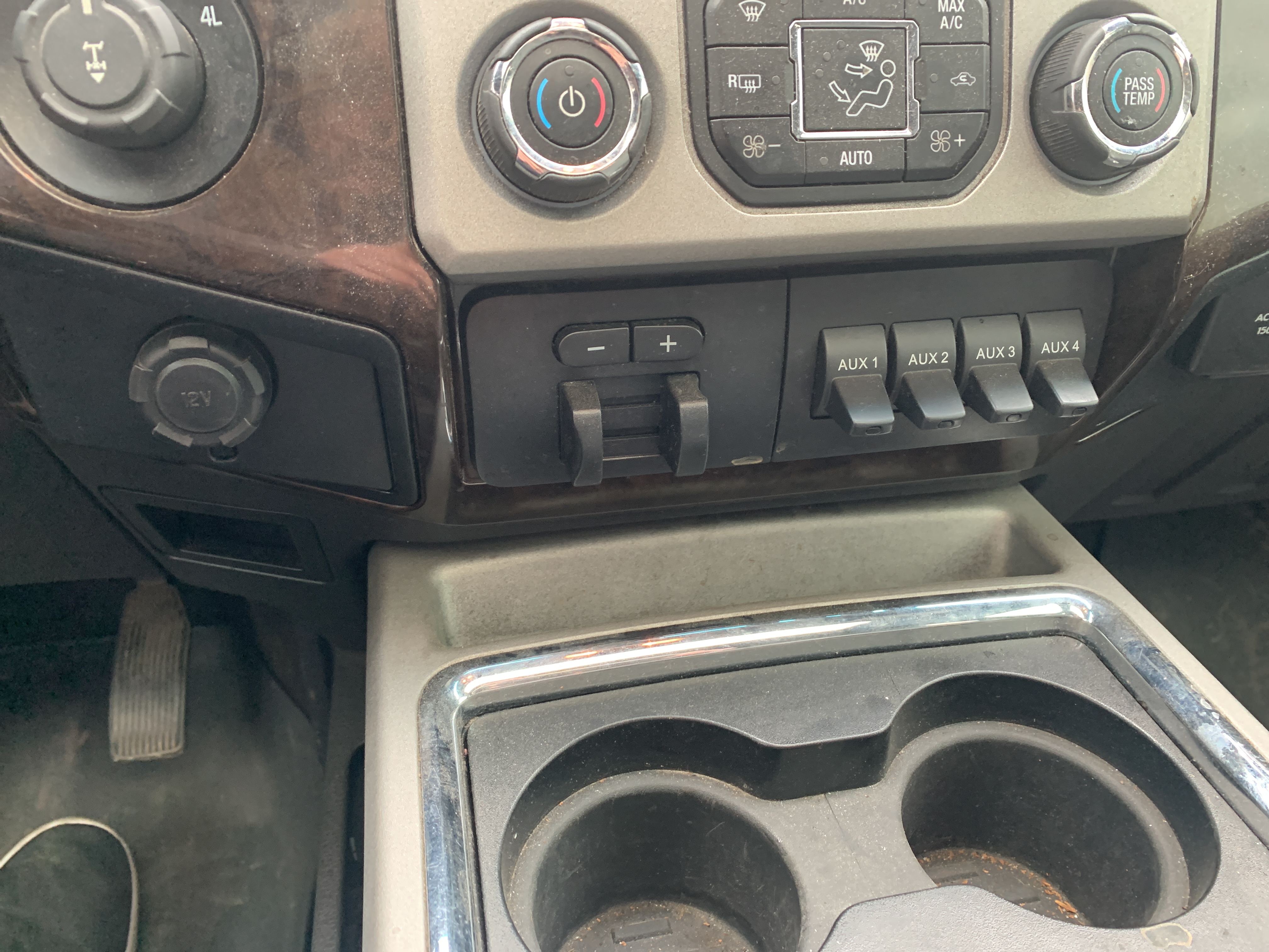 /automotionmotorsrvltd/2014-Ford-SuperDuty-5466910986490467.jpg