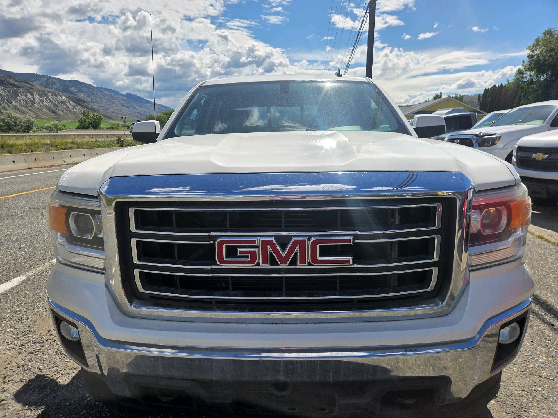 /automotionmotorsrvltd/2014-GMC-Sierra1500-1377932143601539.jpg