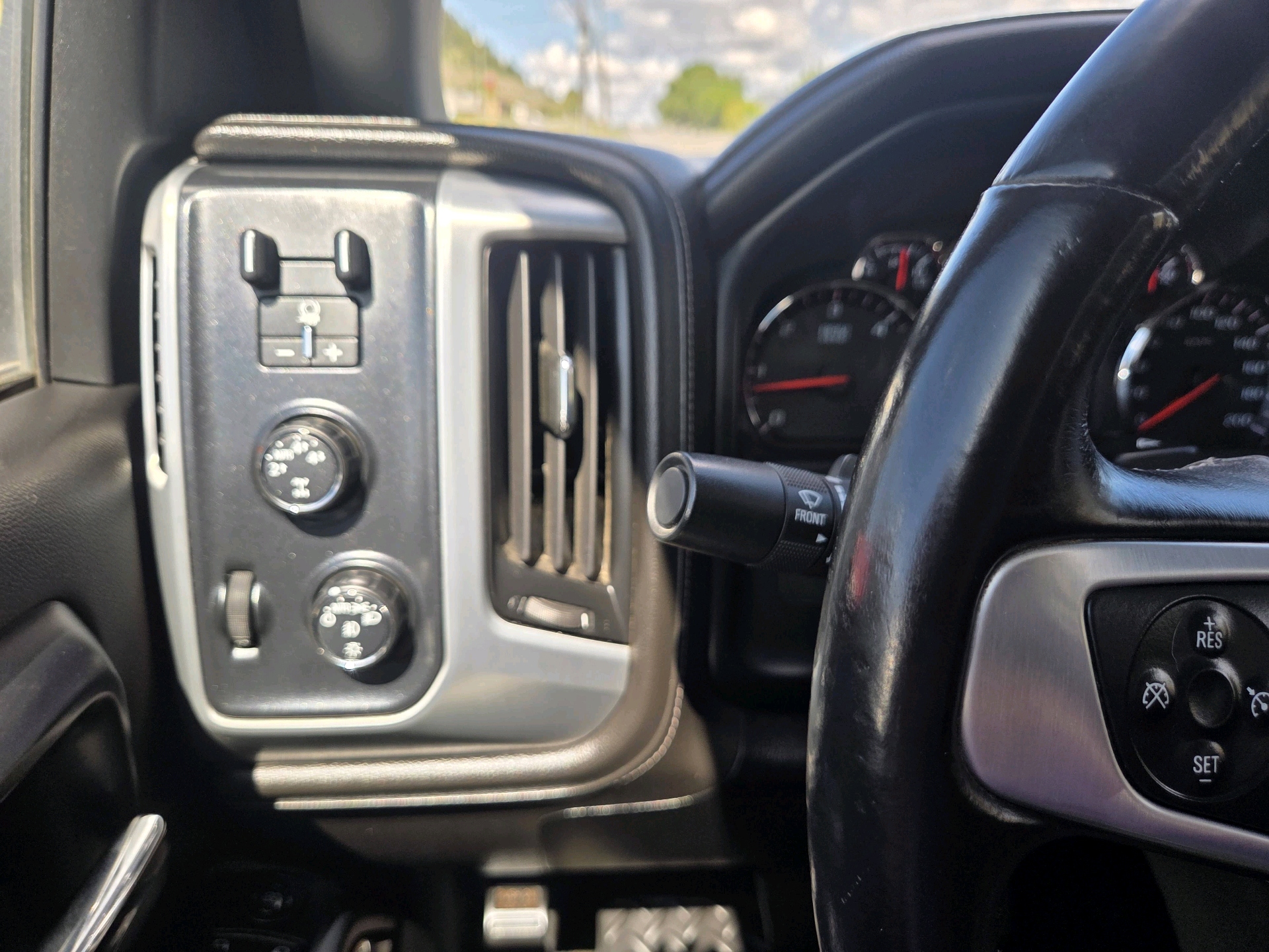 /automotionmotorsrvltd/2014-GMC-Sierra1500-48064721993332715.jpg