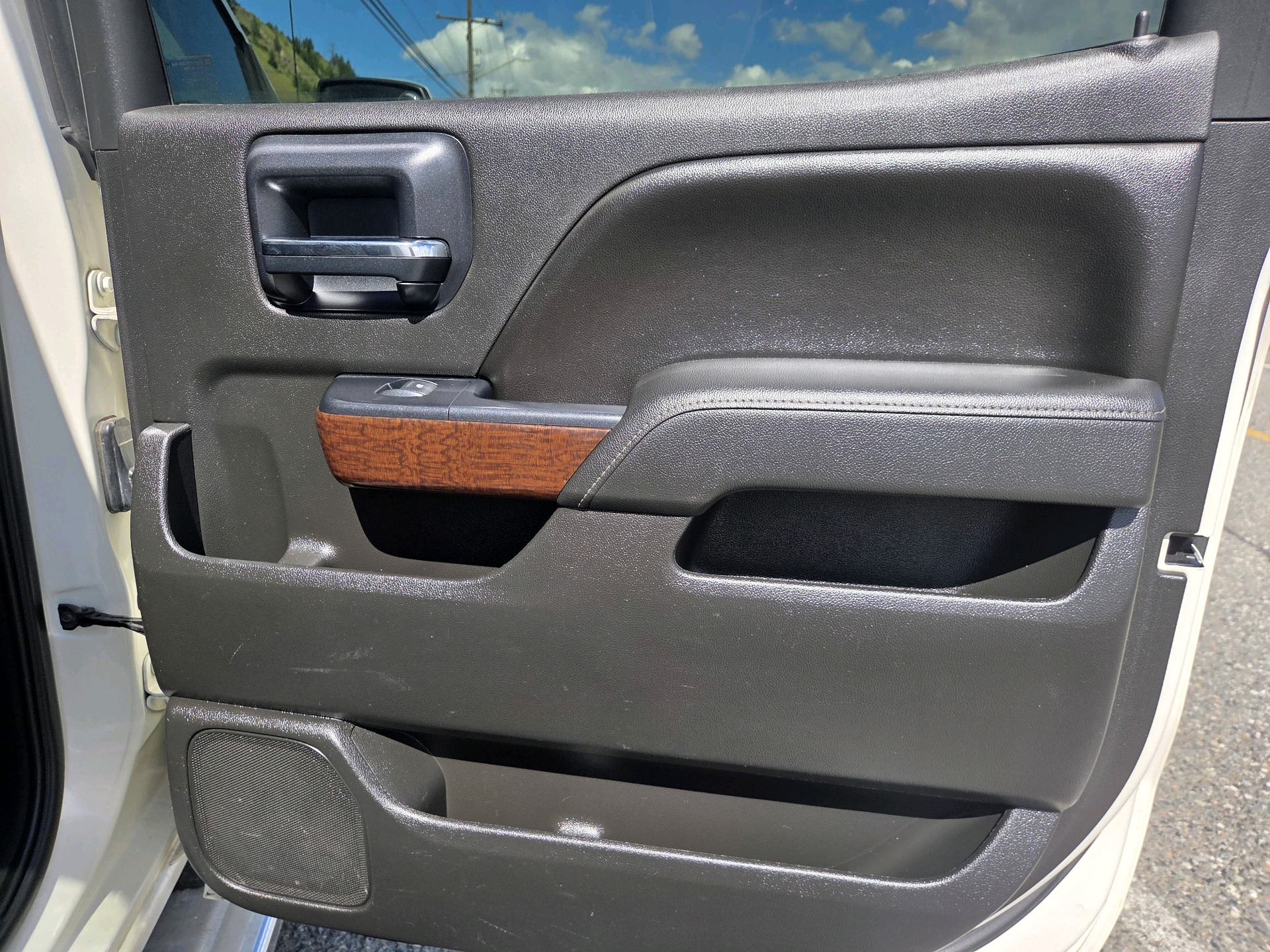/automotionmotorsrvltd/2014-GMC-Sierra1500-8177870781012961.jpg
