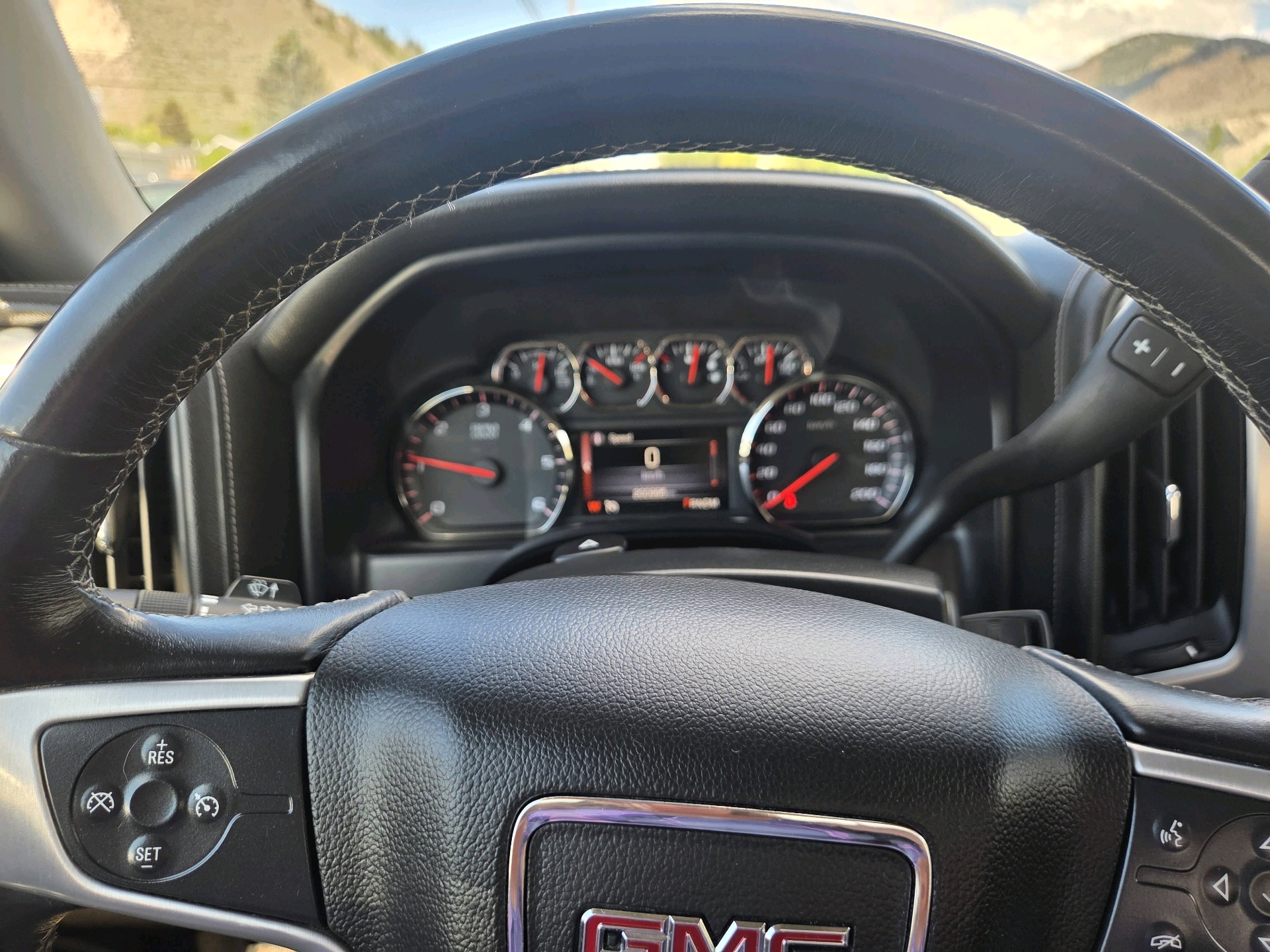 /automotionmotorsrvltd/2014-GMC-Sierra1500-8234838958437096.jpg
