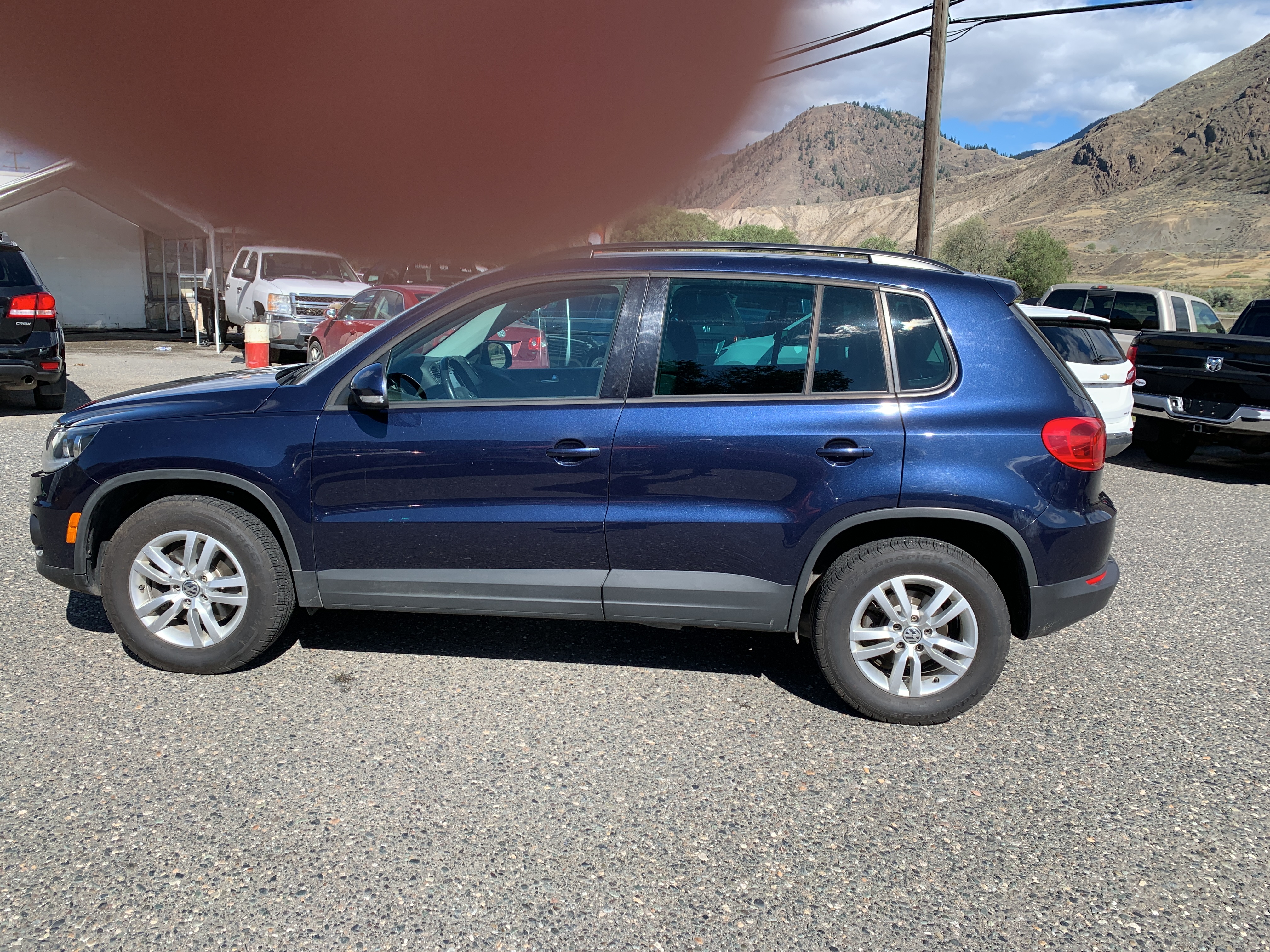 /automotionmotorsrvltd/2014-Volkswagen-Tiguan-07387812728996579.jpg