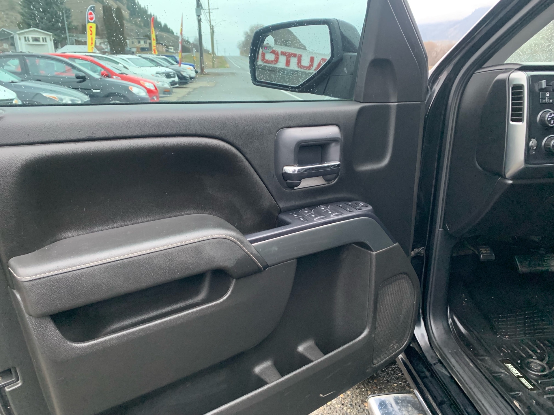 /automotionmotorsrvltd/2015-Chevrolet-Silverado1500-003935010847514242.jpg