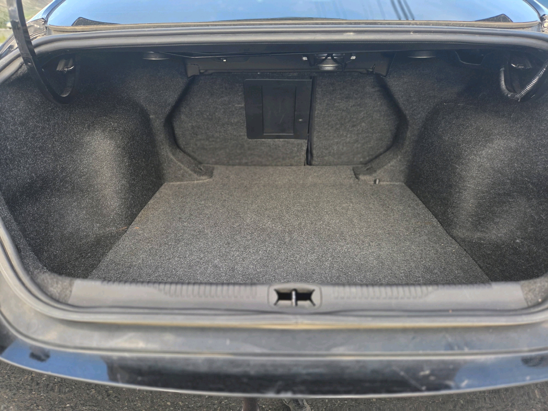 /automotionmotorsrvltd/2015-Chrysler-200-03502926403077944.jpg