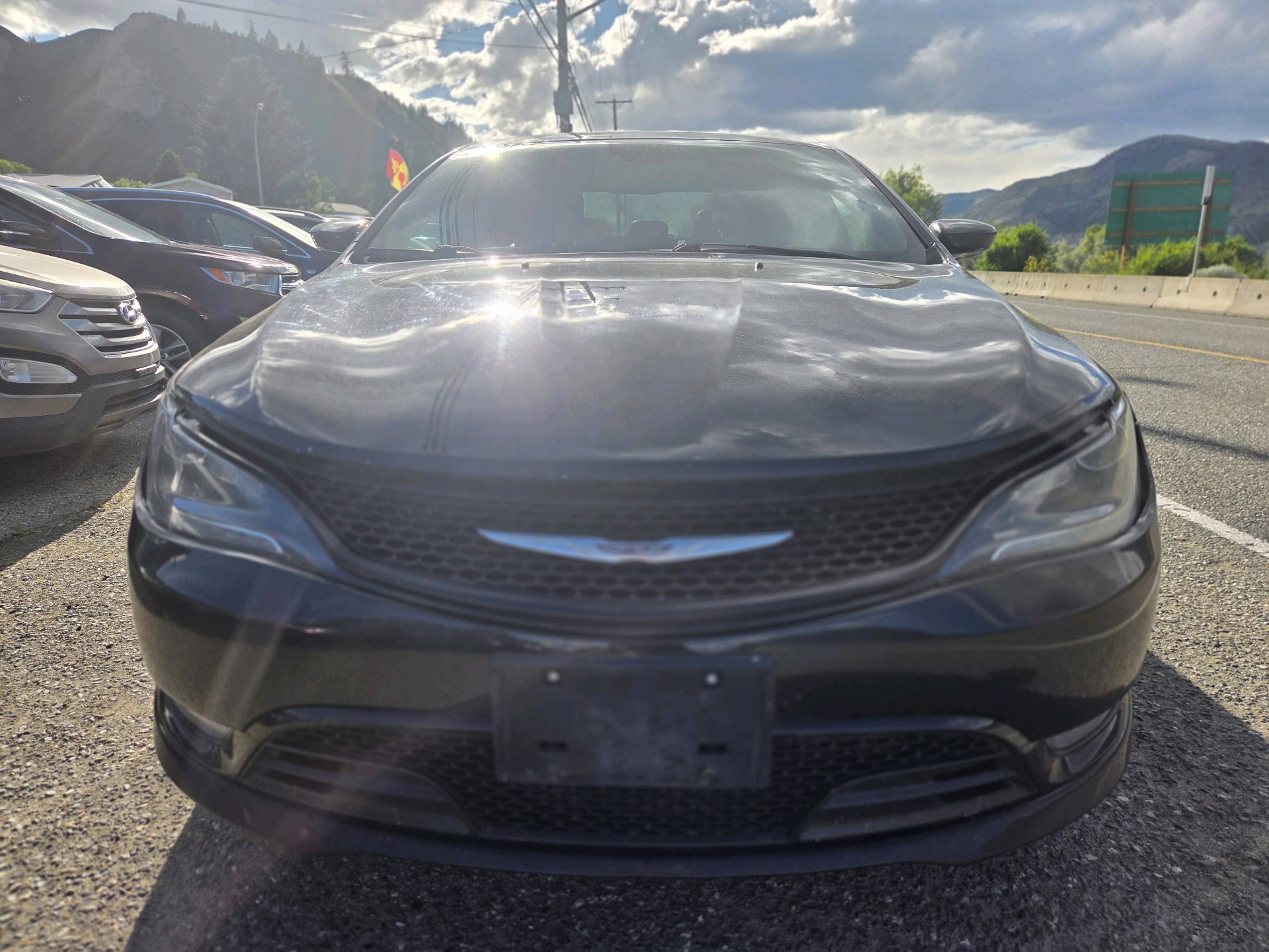 /automotionmotorsrvltd/2015-Chrysler-200-44006762179129577.jpg