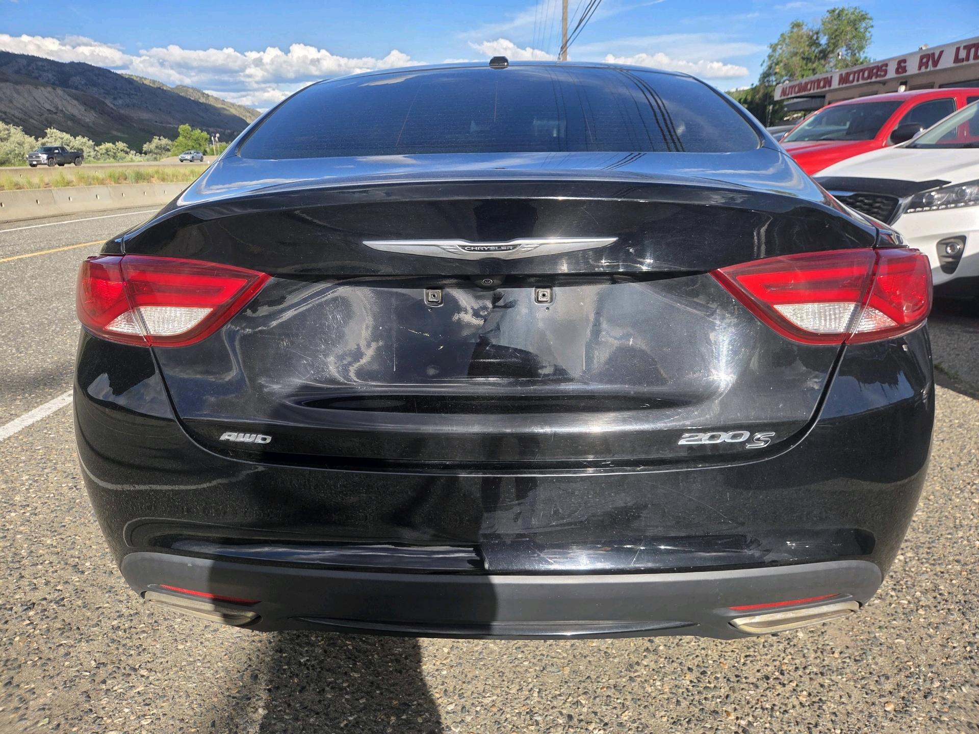 /automotionmotorsrvltd/2015-Chrysler-200-8020453160771333.jpg