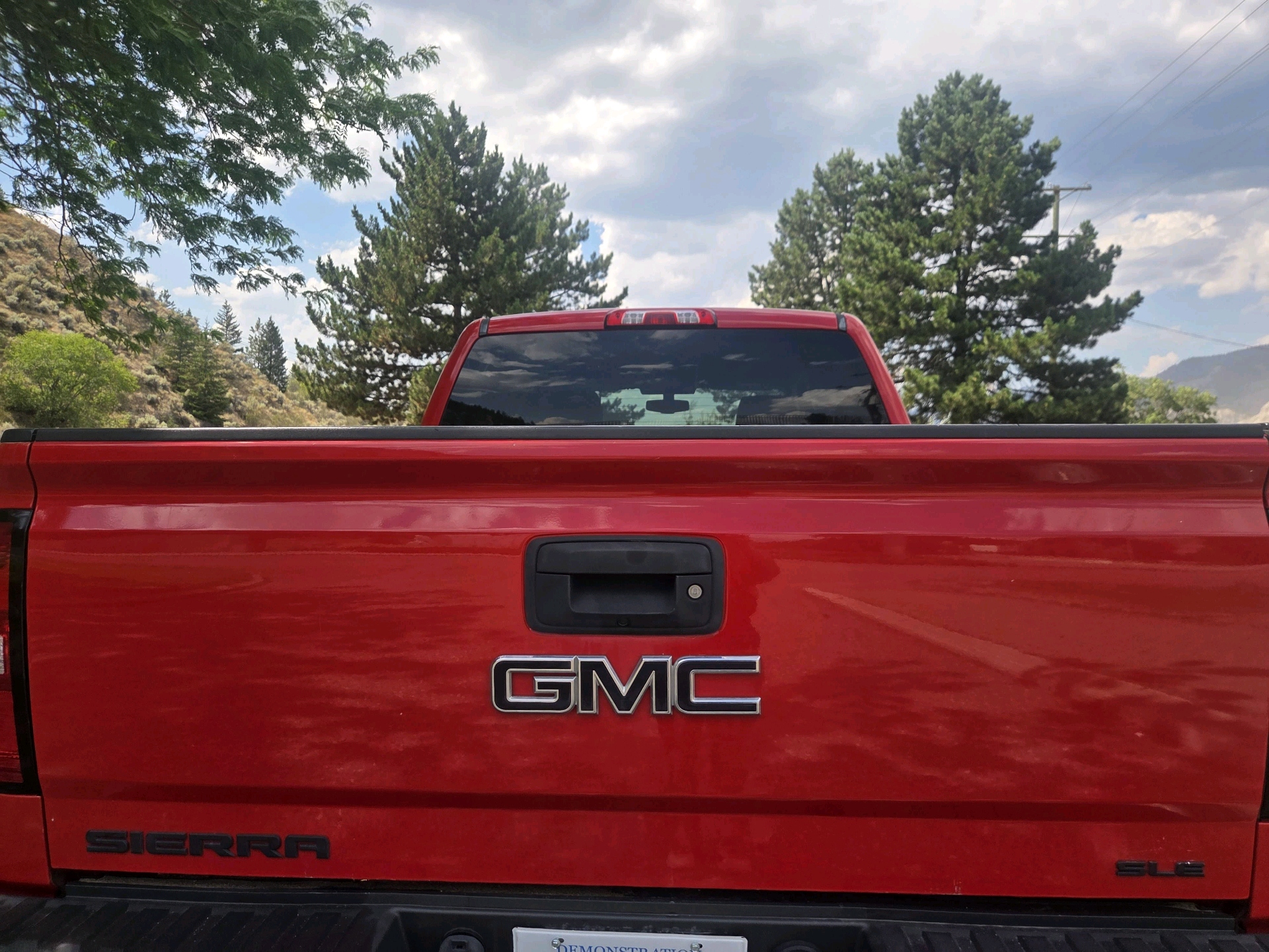 /automotionmotorsrvltd/2015-GMC-Sierra1500-3713807898935413.jpg