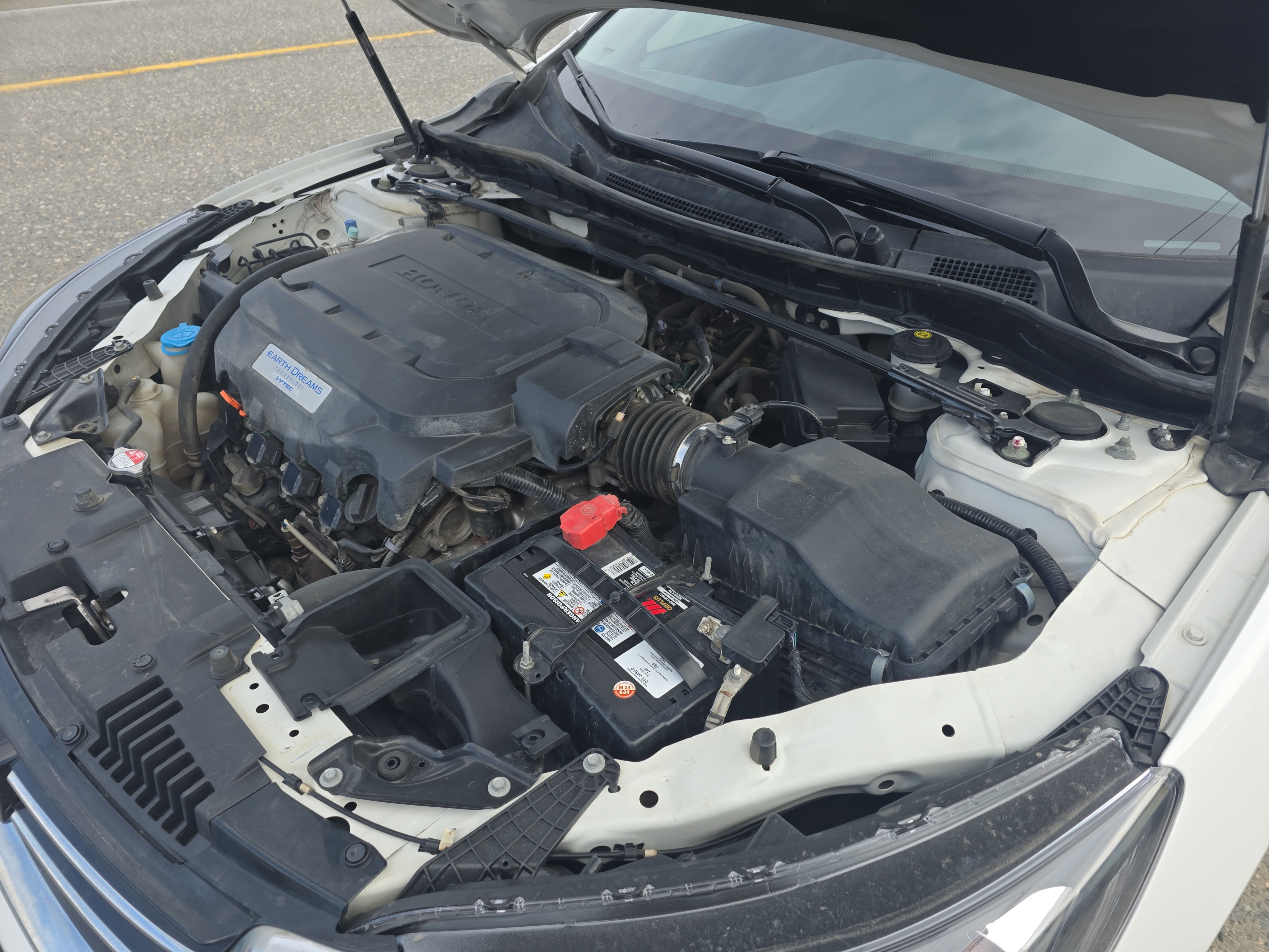 /automotionmotorsrvltd/2015-Honda-Accord-33860319512186066.jpg