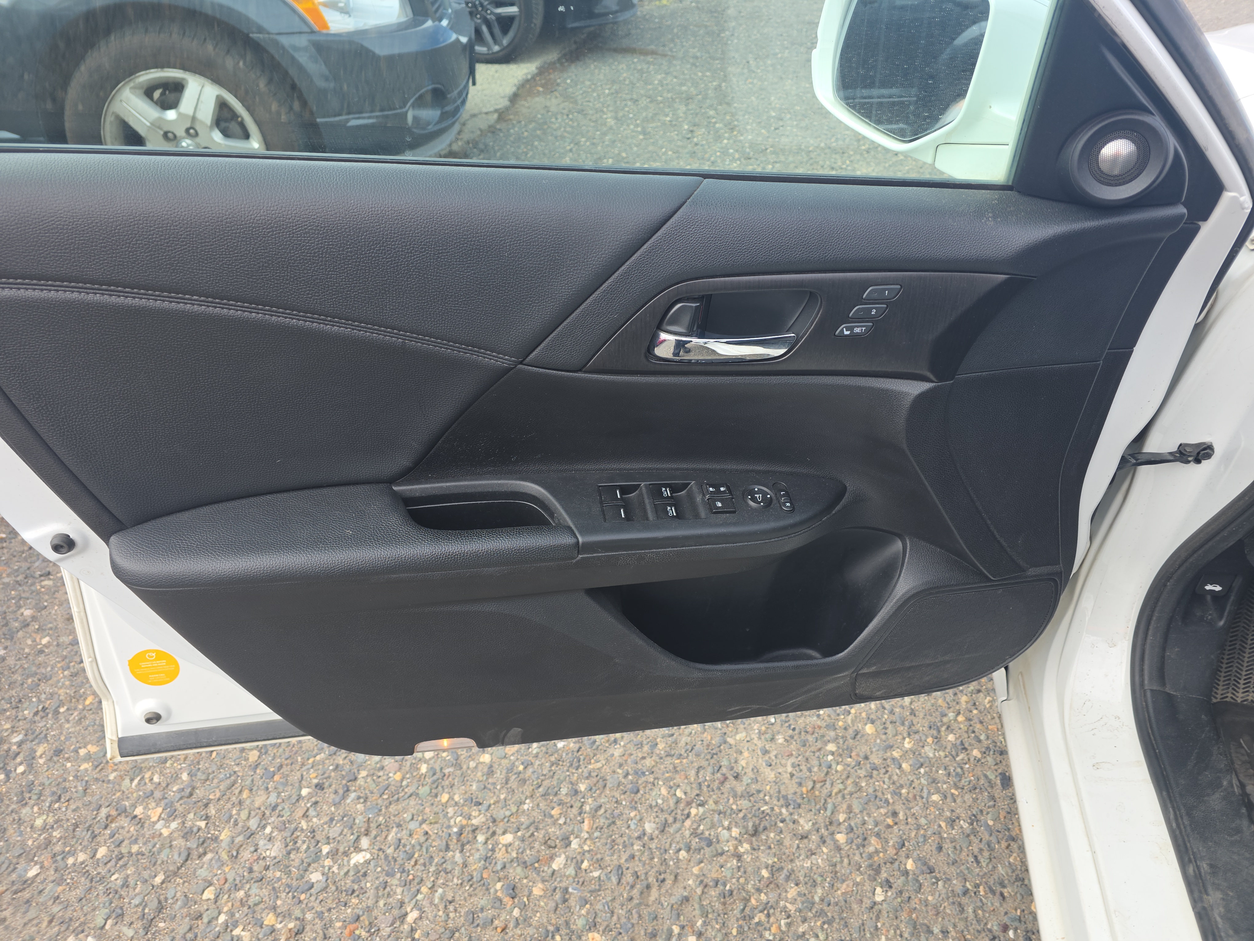 /automotionmotorsrvltd/2015-Honda-Accord-9422868641112006.jpg