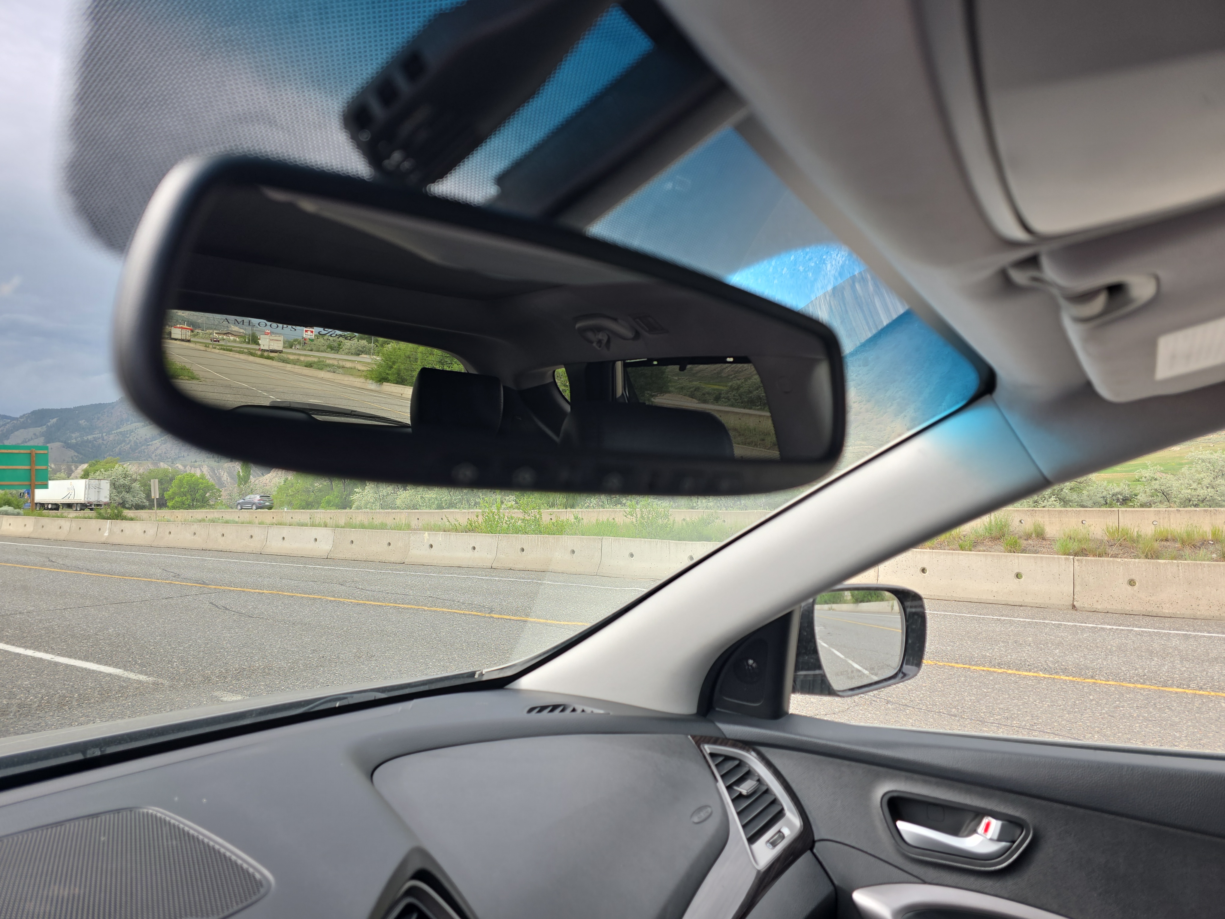 /automotionmotorsrvltd/2015-Hyundai-SantaFe-0774611438542514.jpg