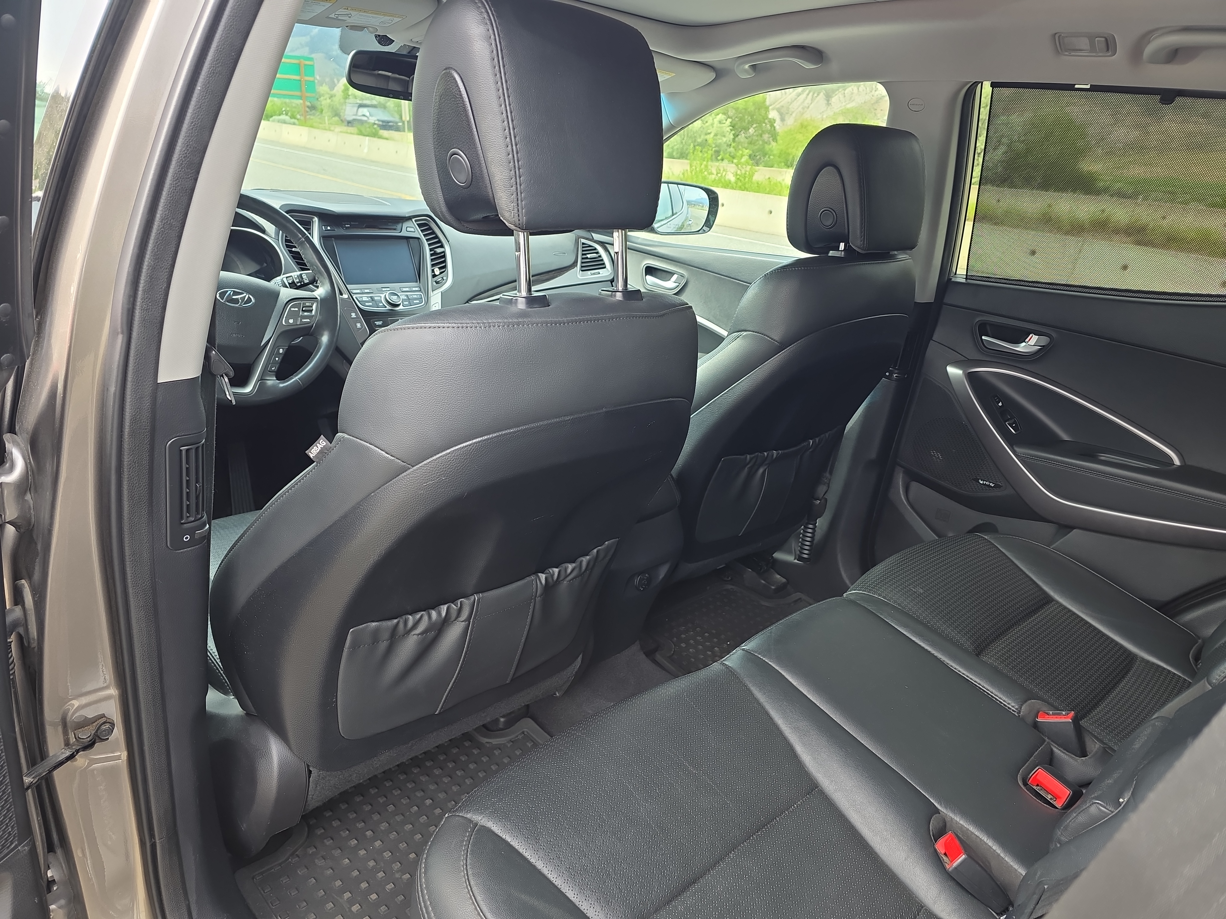 /automotionmotorsrvltd/2015-Hyundai-SantaFe-7849897773117211.jpg