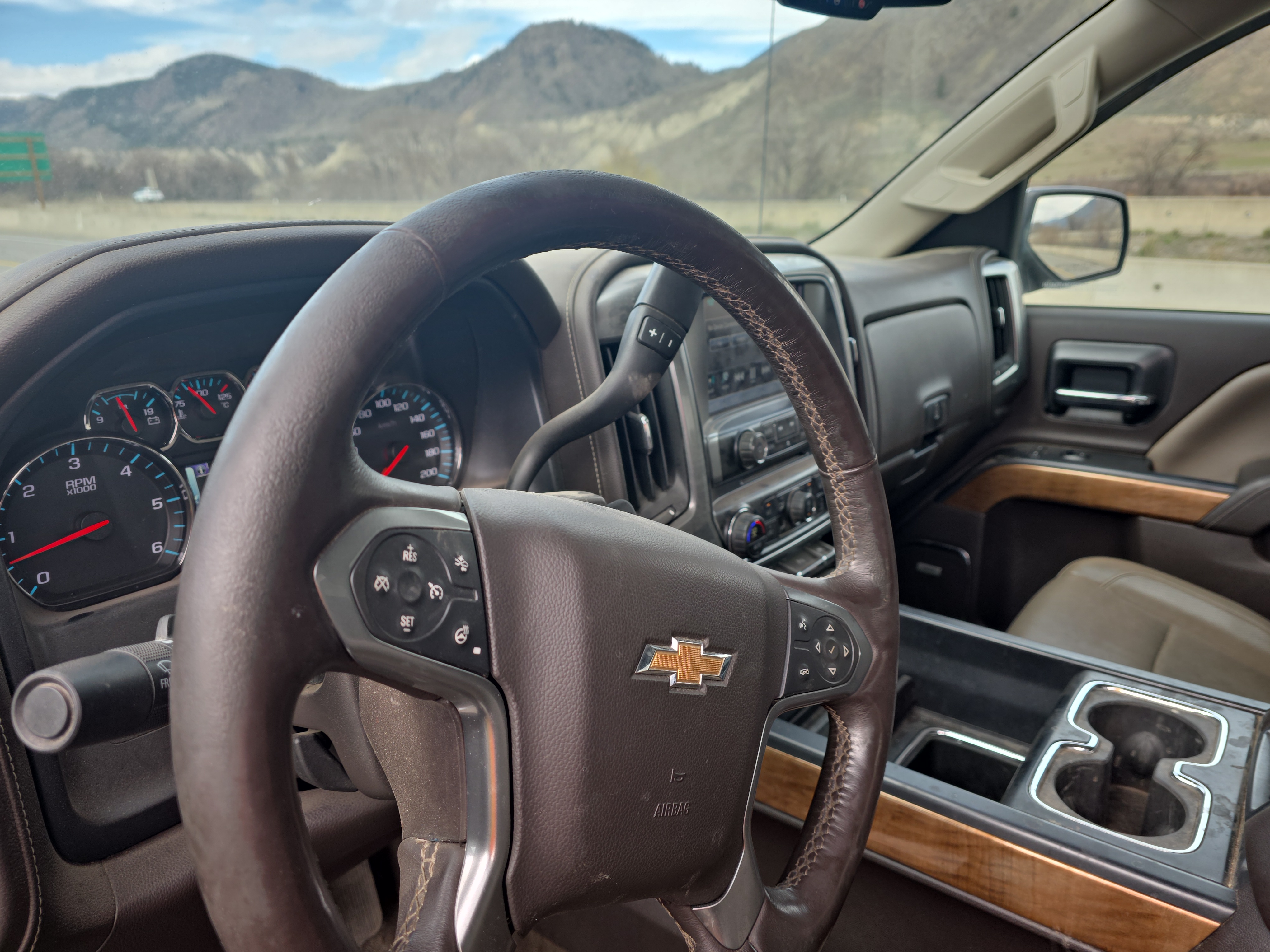 /automotionmotorsrvltd/2016-Chevrolet-Silverado1500-19614704817385453.jpg
