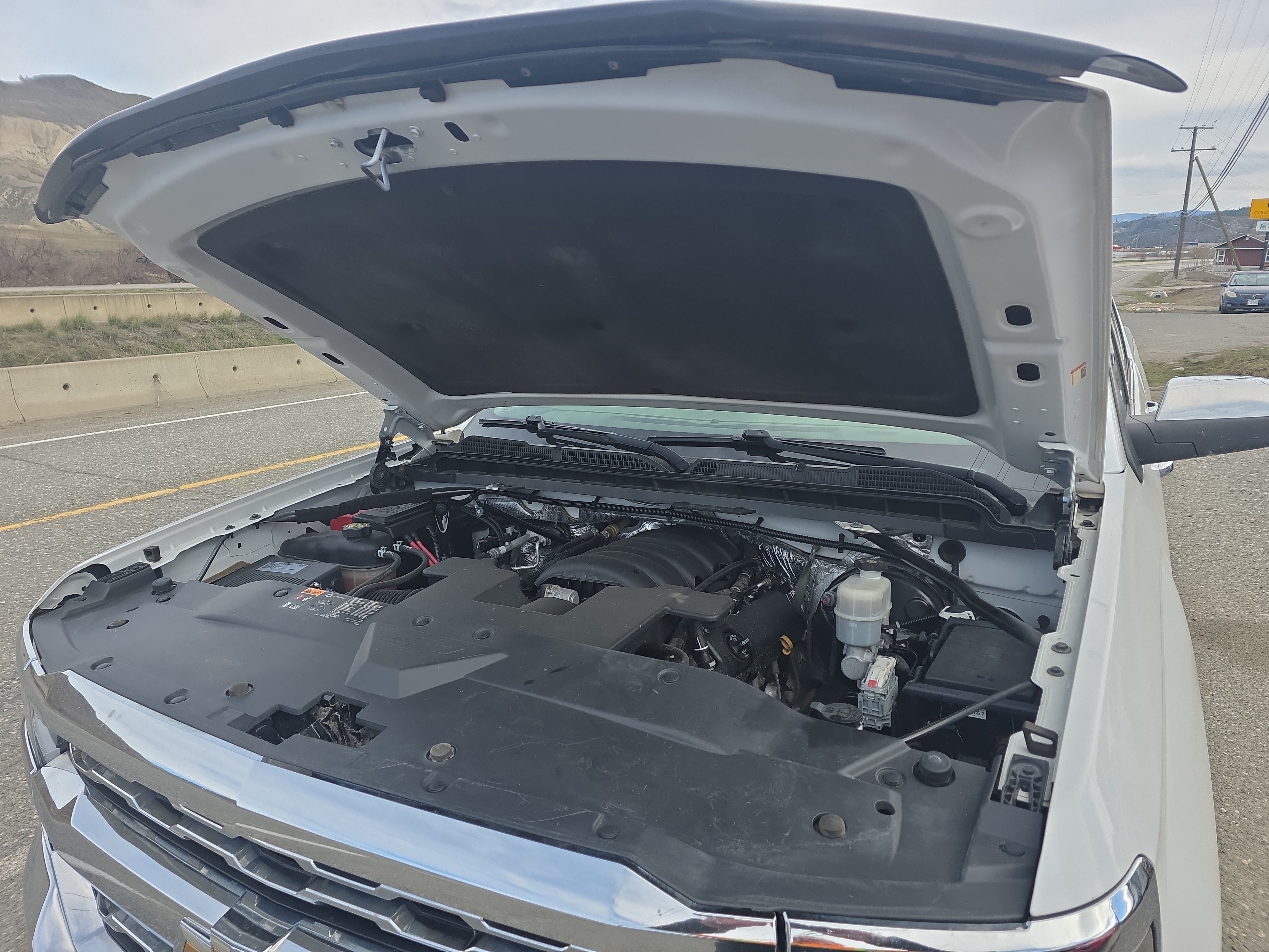 /automotionmotorsrvltd/2016-Chevrolet-Silverado1500-9693323313540059.jpg