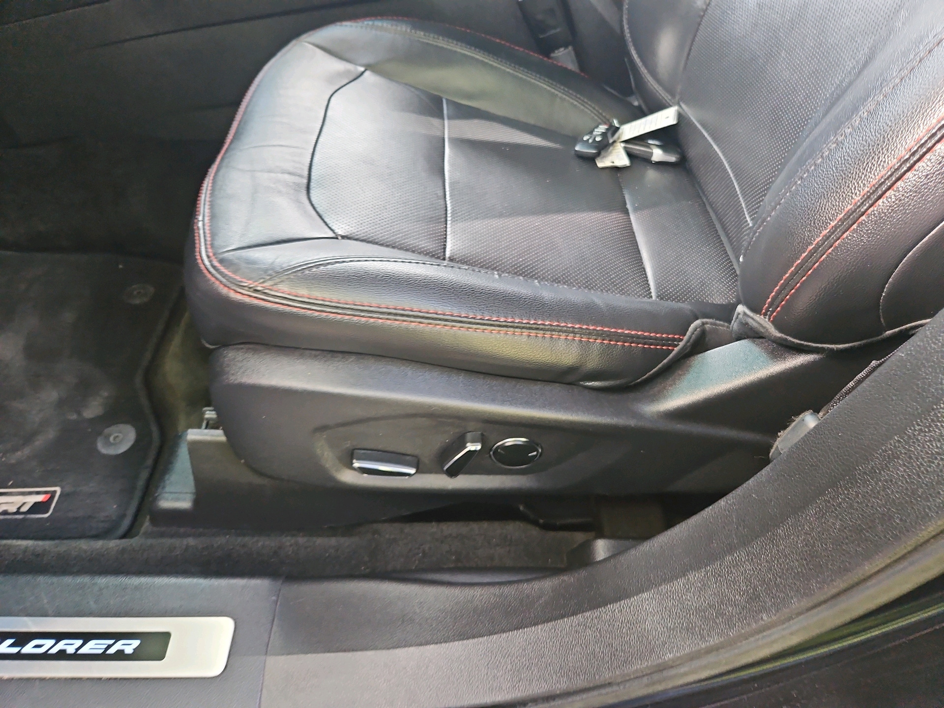 /automotionmotorsrvltd/2016-Ford-Explorer-8244862177730894.jpg