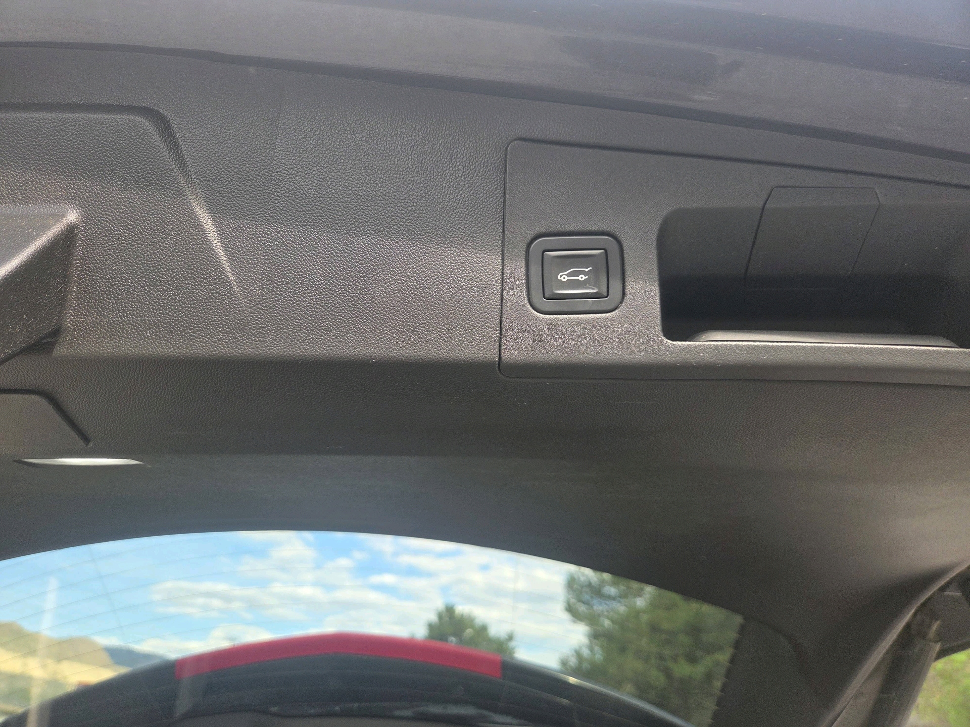 /automotionmotorsrvltd/2017-Cadillac-XT5-933435646542289.jpg