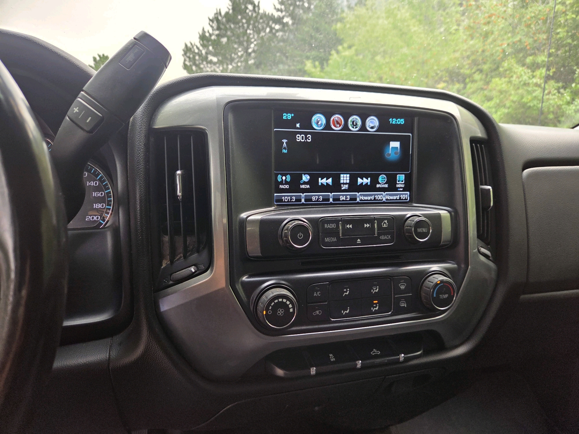 /automotionmotorsrvltd/2017-Chevrolet-Silverado1500-8076191079374151.jpg