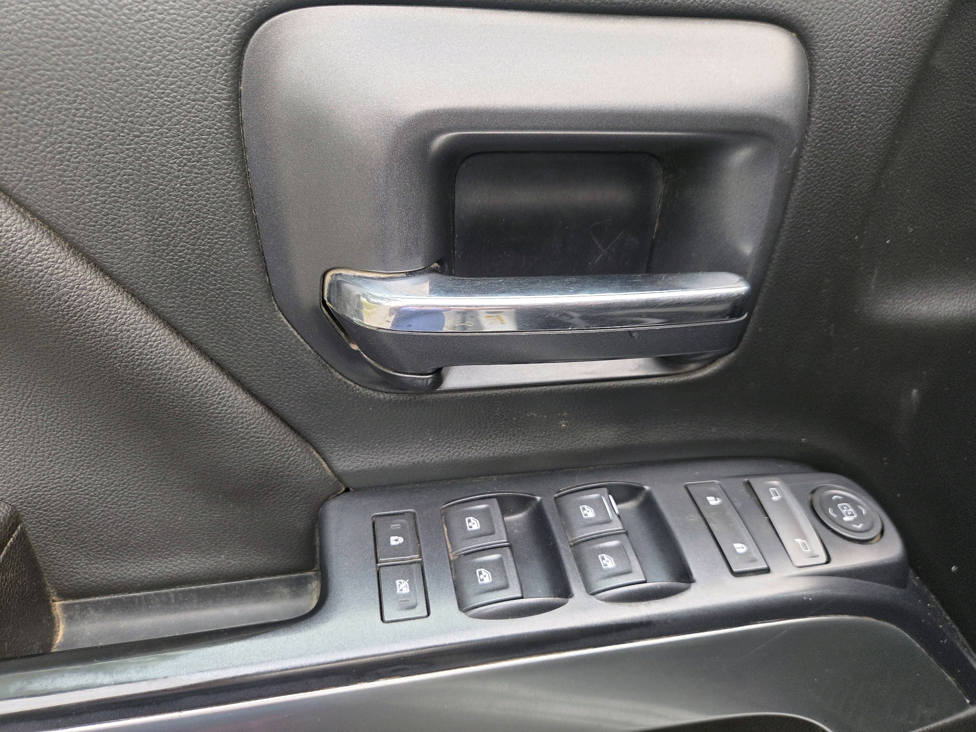 /automotionmotorsrvltd/2017-Chevrolet-Silverado1500-9503869901898434.jpg