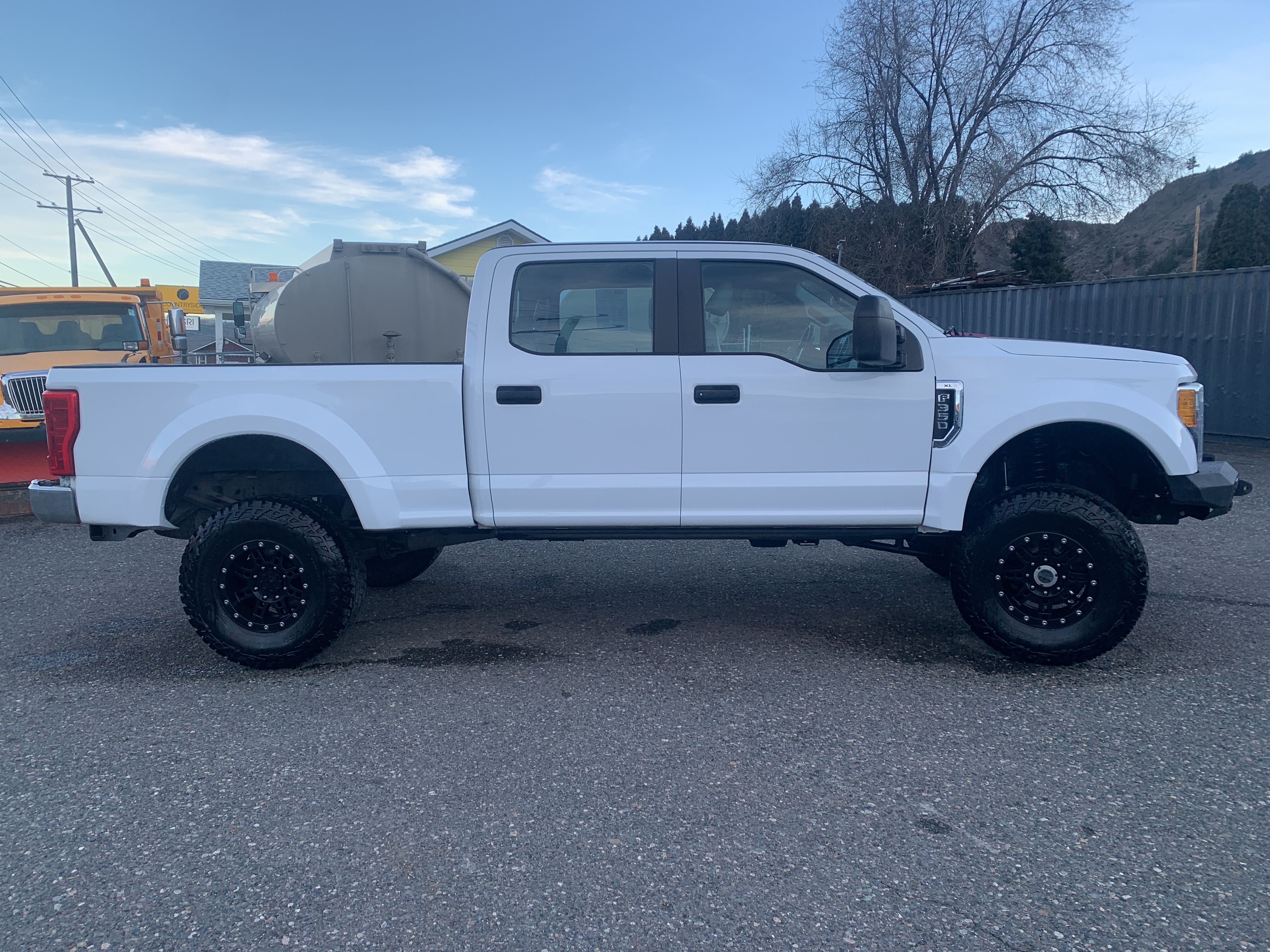 /automotionmotorsrvltd/2017-Ford-SuperDuty-5414481198313839.jpg