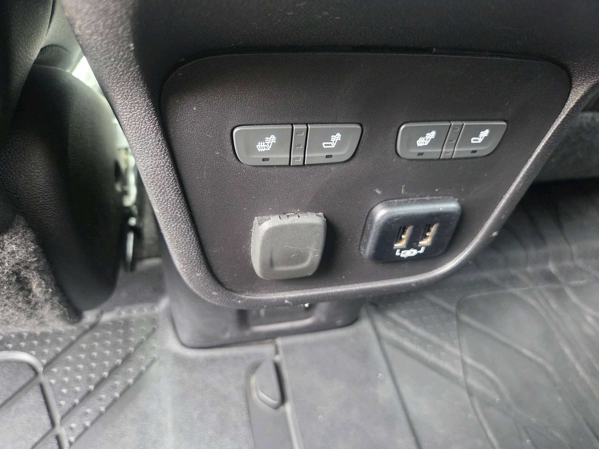 /automotionmotorsrvltd/2018-Chevrolet-Equinox-9018640634260262.jpg