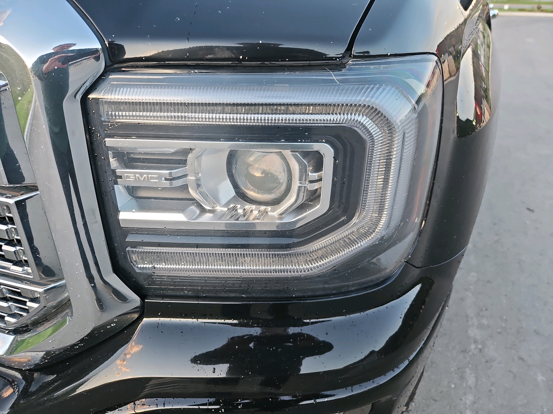 /automotionmotorsrvltd/2018-GMC-Sierra1500-24006105807264033.jpg
