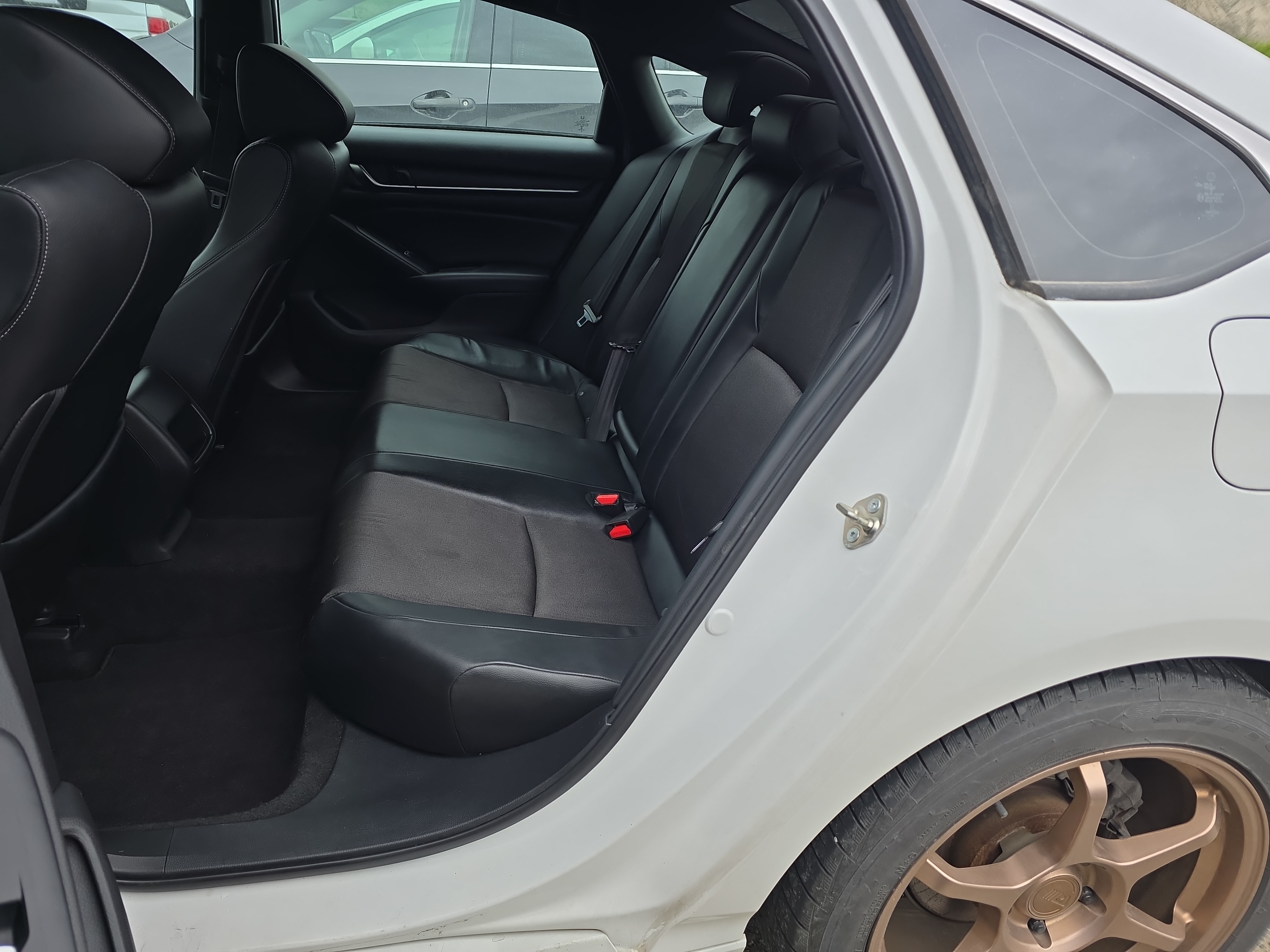 /automotionmotorsrvltd/2018-Honda-Accord-5630886038619751.jpg
