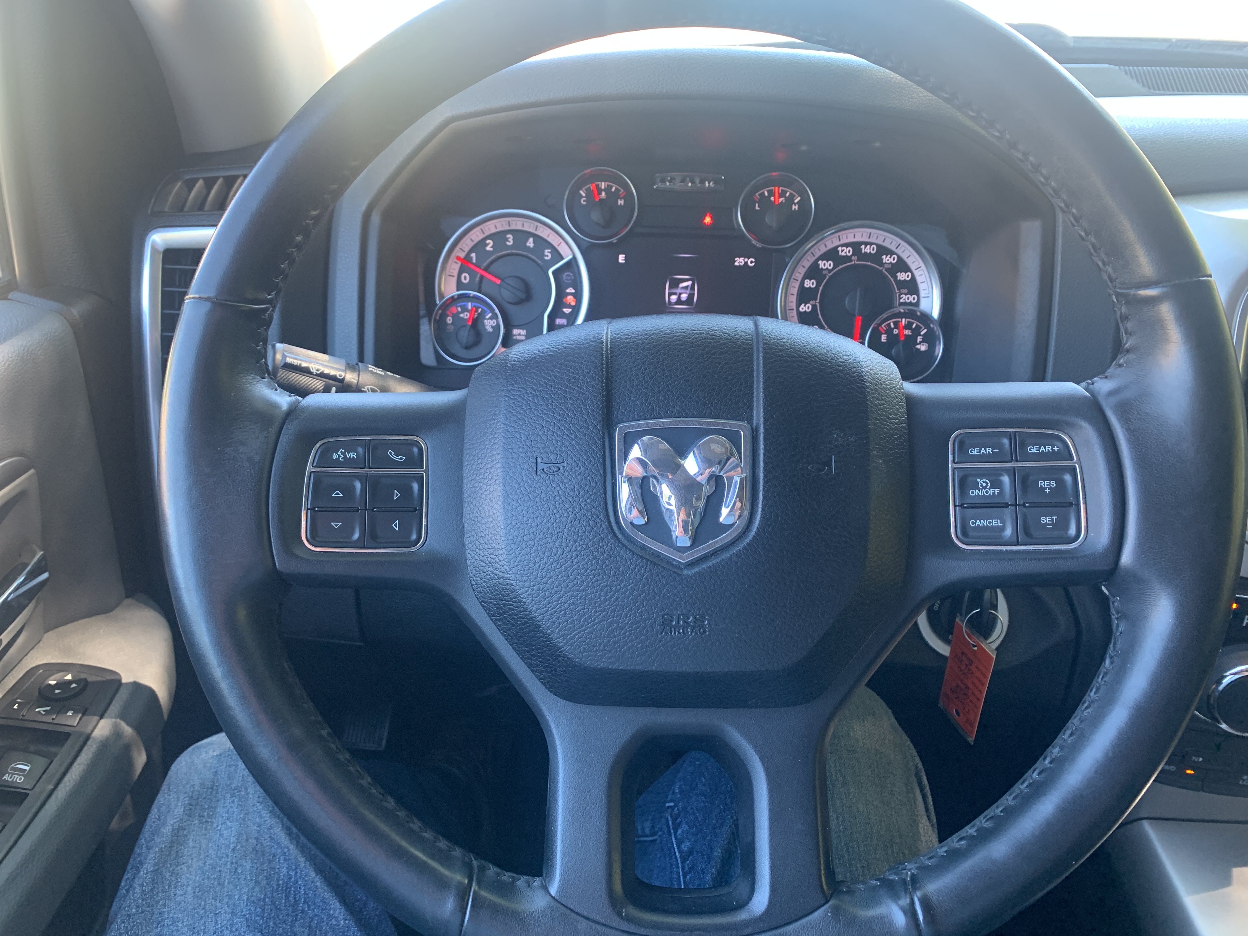 /automotionmotorsrvltd/2018-Ram-1500-7731462793697612.jpg