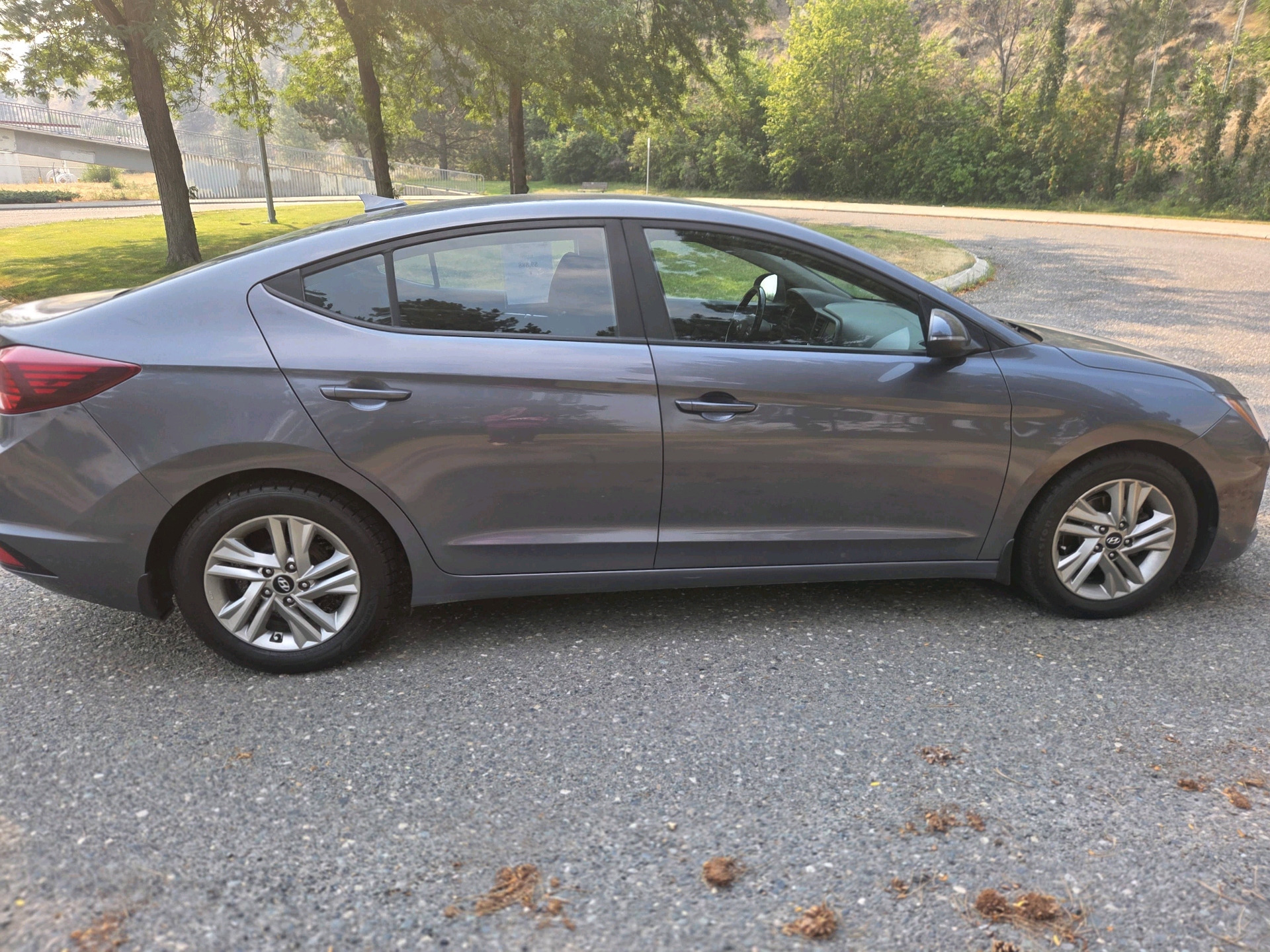 /automotionmotorsrvltd/2019-Hyundai-Elantra-12423298717438547.jpg