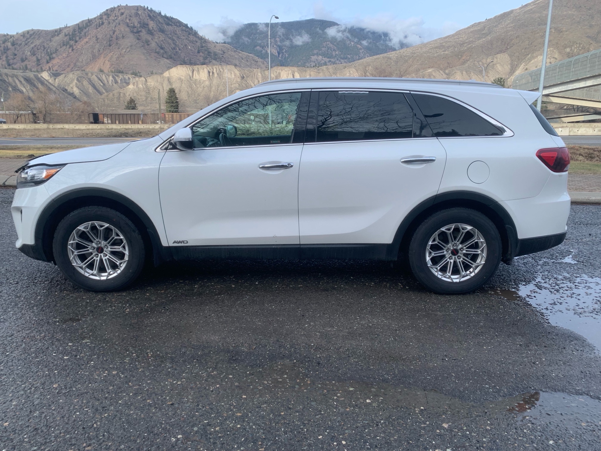 /automotionmotorsrvltd/2019-Kia-Sorento-23585319417126072.jpg